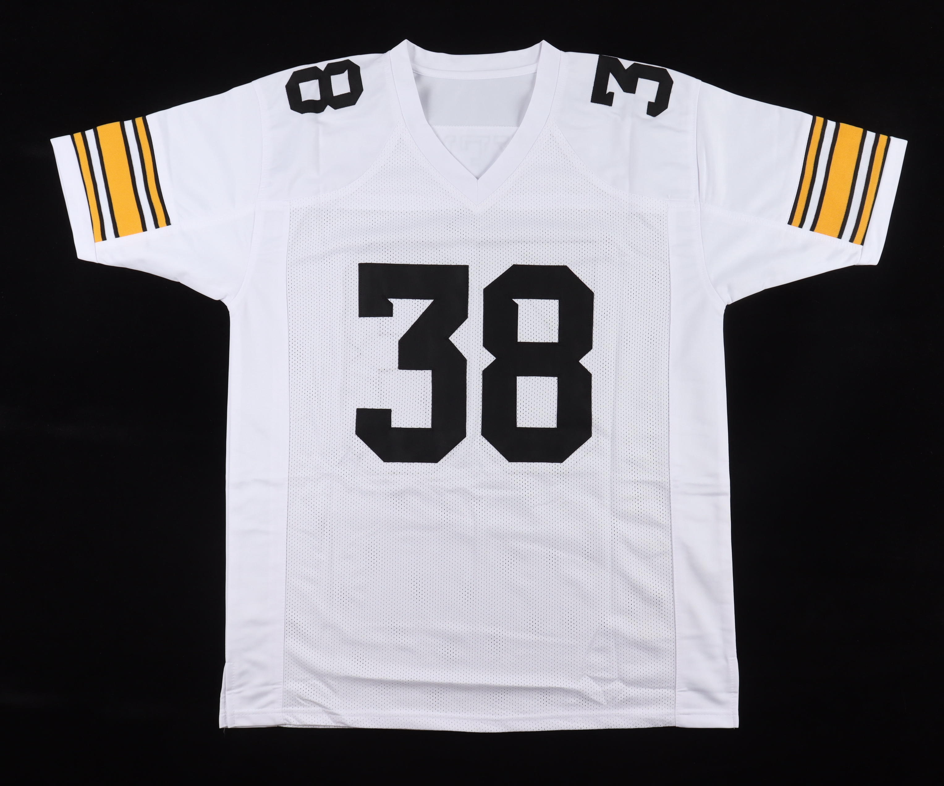 T.J. Hockenson Signed Jersey (Beckett) at PristineAuction.com T.J. Hockenson Signed Jersey (Beckett) at PristineAuction.com