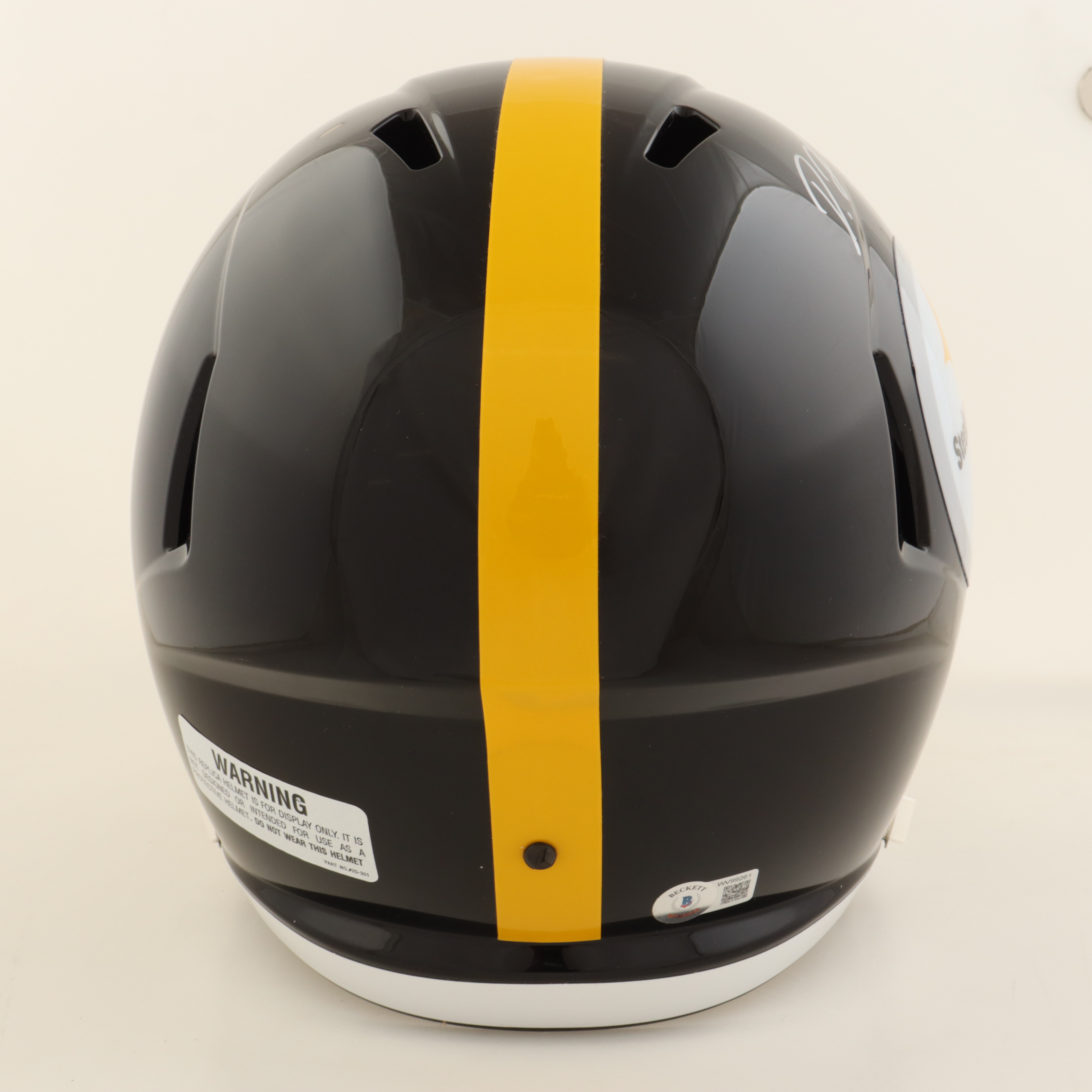 Diontae Johnson Signed Steelers Full-Size Speed Helmet (Beckett) at PristineAuction.com Diontae Johnson Signed Steelers Full-Size Speed Helmet (Beckett) at PristineAuction.com