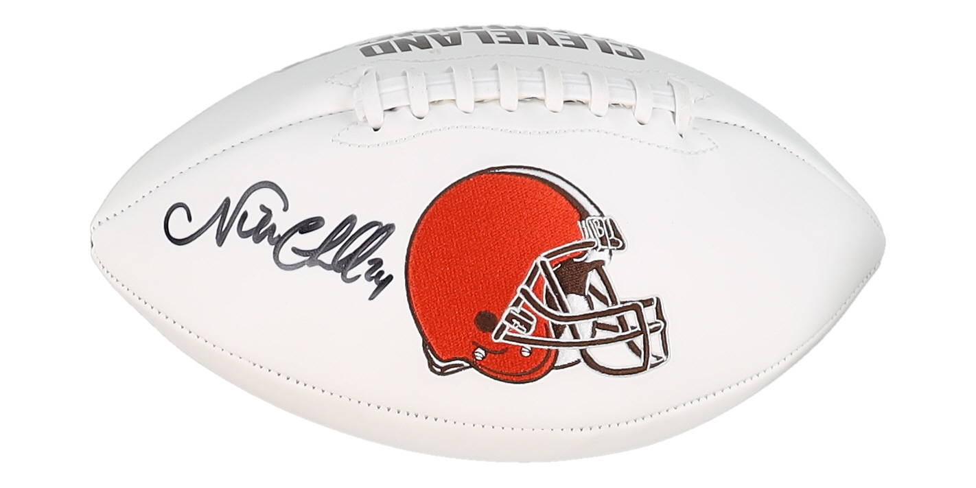 Nick Chubb Signed Browns Logo Football (Beckett) at PristineAuction.com Nick Chubb Signed Browns Logo Football (Beckett) at PristineAuction.com