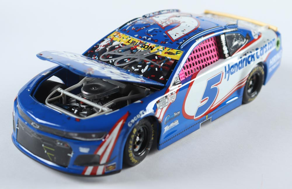 Kyle Larson Signed LE NASCAR #5 Hendrickcars.com Charlotte Roval Win 2021 Camaro ZL1 - 1:24 Premium Diecast Car (PA) at PristineAuction.com Kyle Larson Signed LE NASCAR #5 Hendrickcars.com Charlotte Roval Win 2021 Camaro ZL1 - 1:24 Premium Diecast Car (PA) at PristineAuction.com