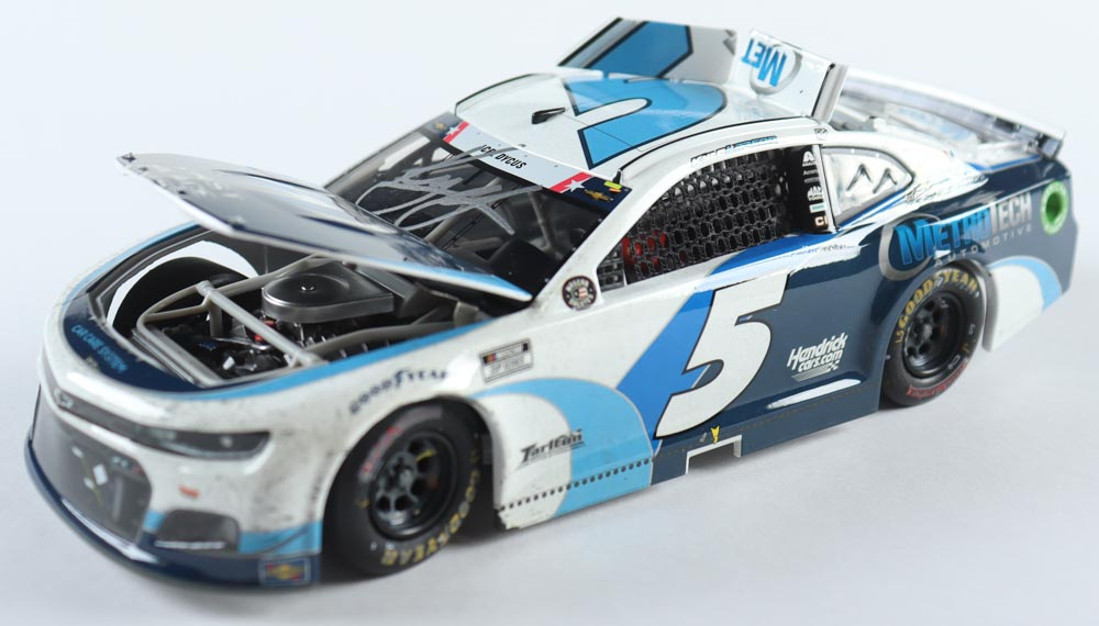 Kyle Larson Signed LE NASCAR #5 MetroTech Charlotte Win 2021 Camaro ZL1 - 1:24 Premium Diecast Car (PA) at PristineAuction.com Kyle Larson Signed LE NASCAR #5 MetroTech Charlotte Win 2021 Camaro ZL1 - 1:24 Premium Diecast Car (PA) at PristineAuction.com
