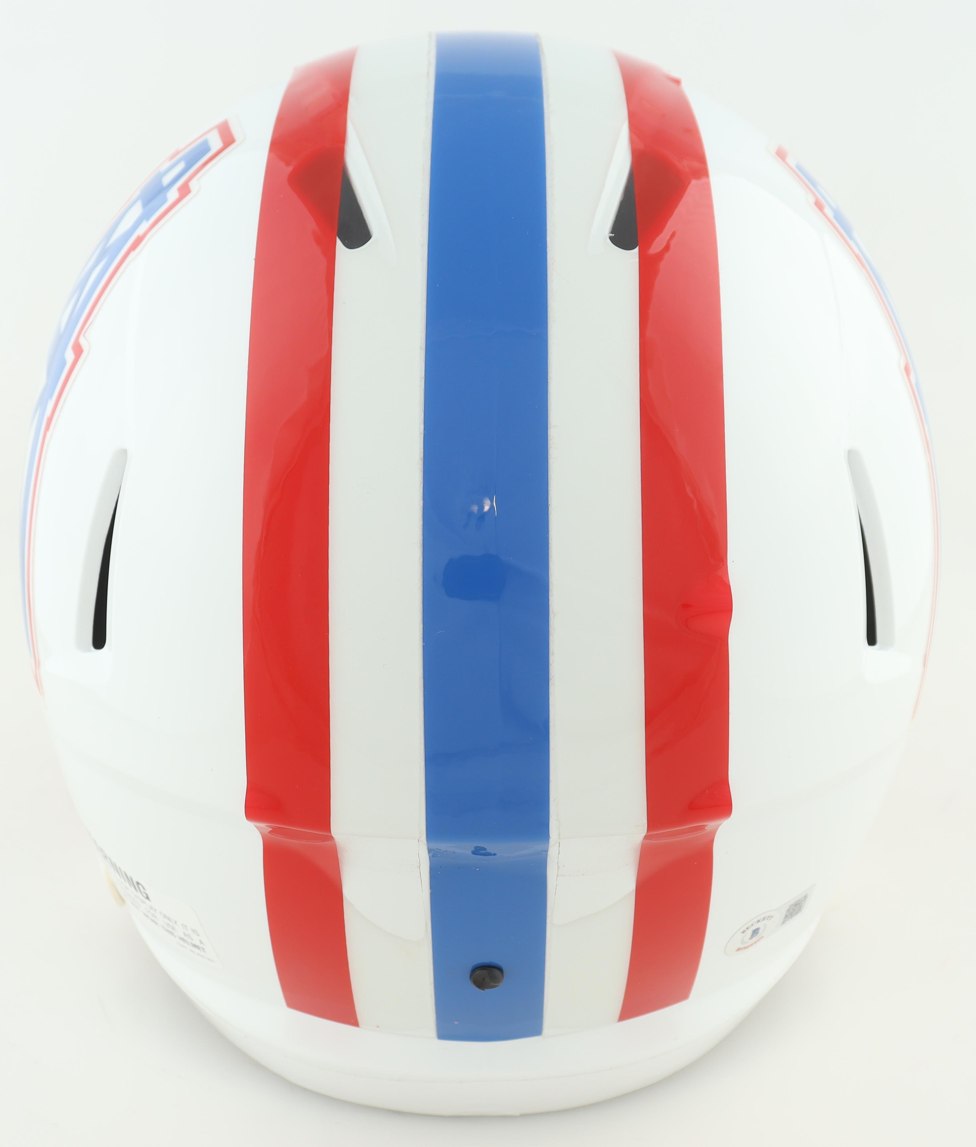 Earl Campbell Signed Oilers Full-Size Throwback Speed Helmet Inscribed "HOF 91" (Beckett) at PristineAuction.com Earl Campbell Signed Oilers Full-Size Throwback Speed Helmet Inscribed "HOF 91" (Beckett) at PristineAuction.com