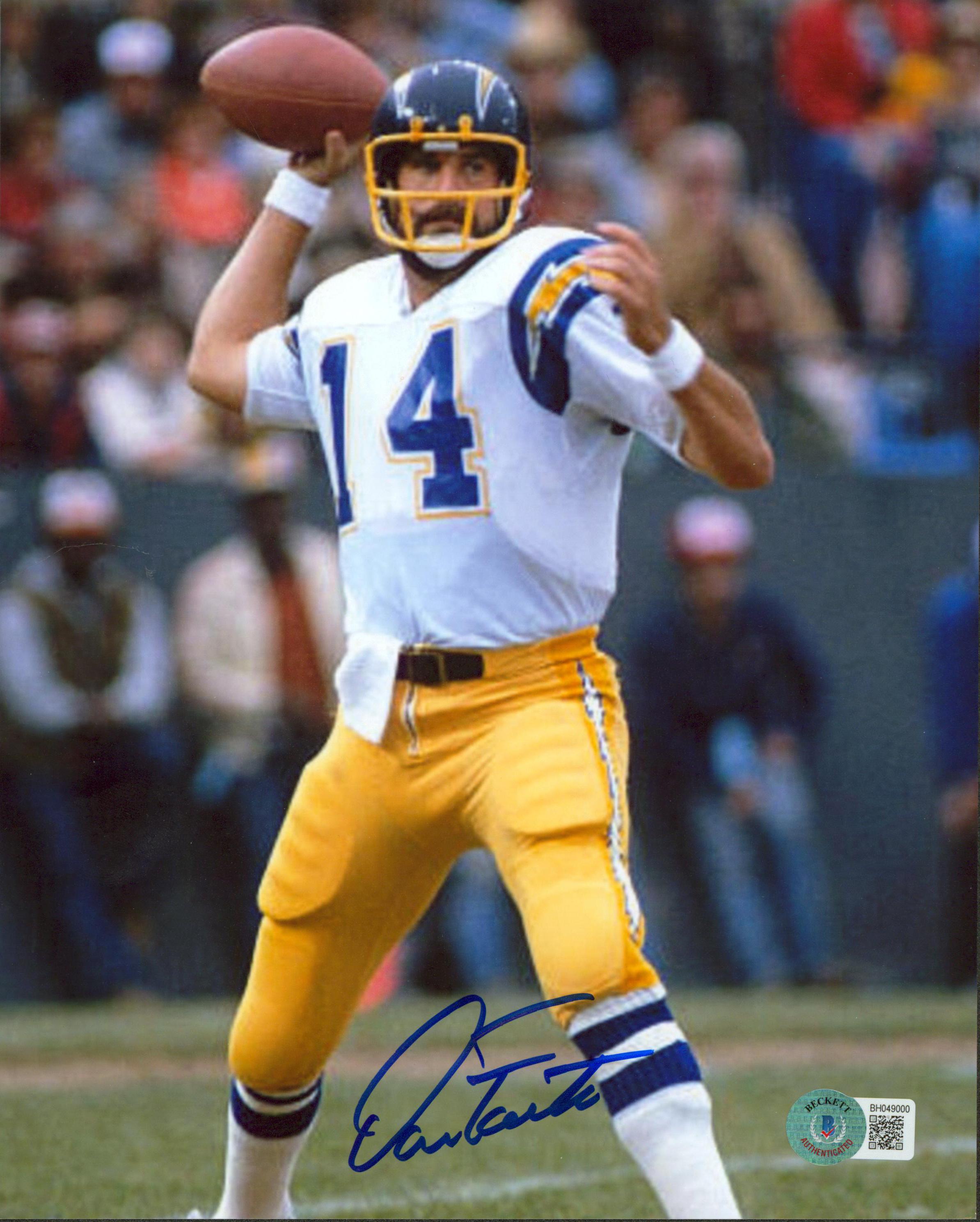 Dan Fouts Signed Chargers 8x10 Photo (Beckett) at PristineAuction.com Dan Fouts Signed Chargers 8x10 Photo (Beckett) at PristineAuction.com