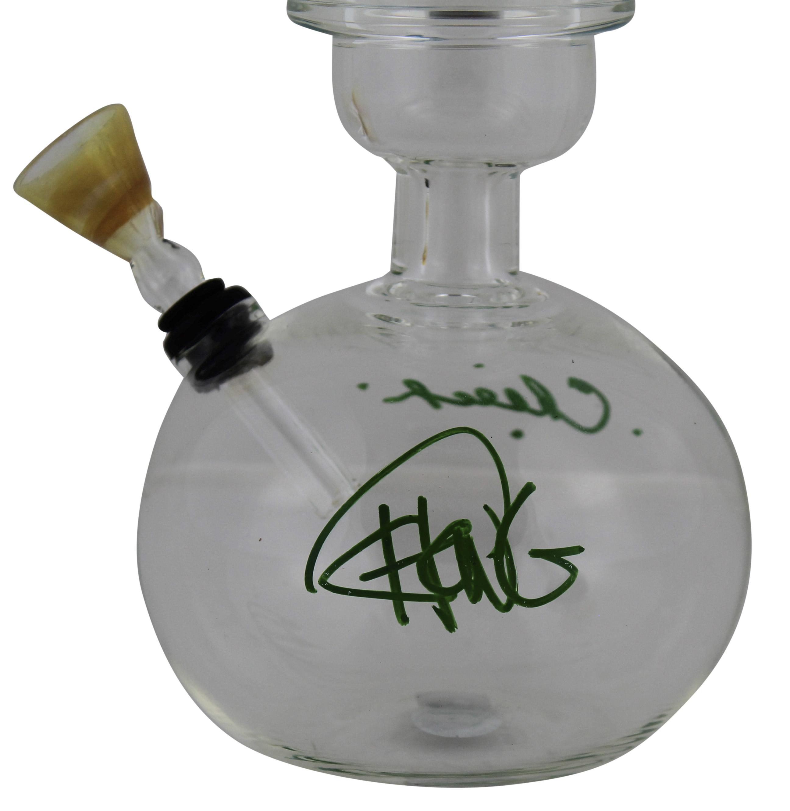 Cheech Marin & Tommy Chong Signed Glass Water Pipe (Beckett) at PristineAuction.com Cheech Marin & Tommy Chong Signed Glass Water Pipe (Beckett) at PristineAuction.com