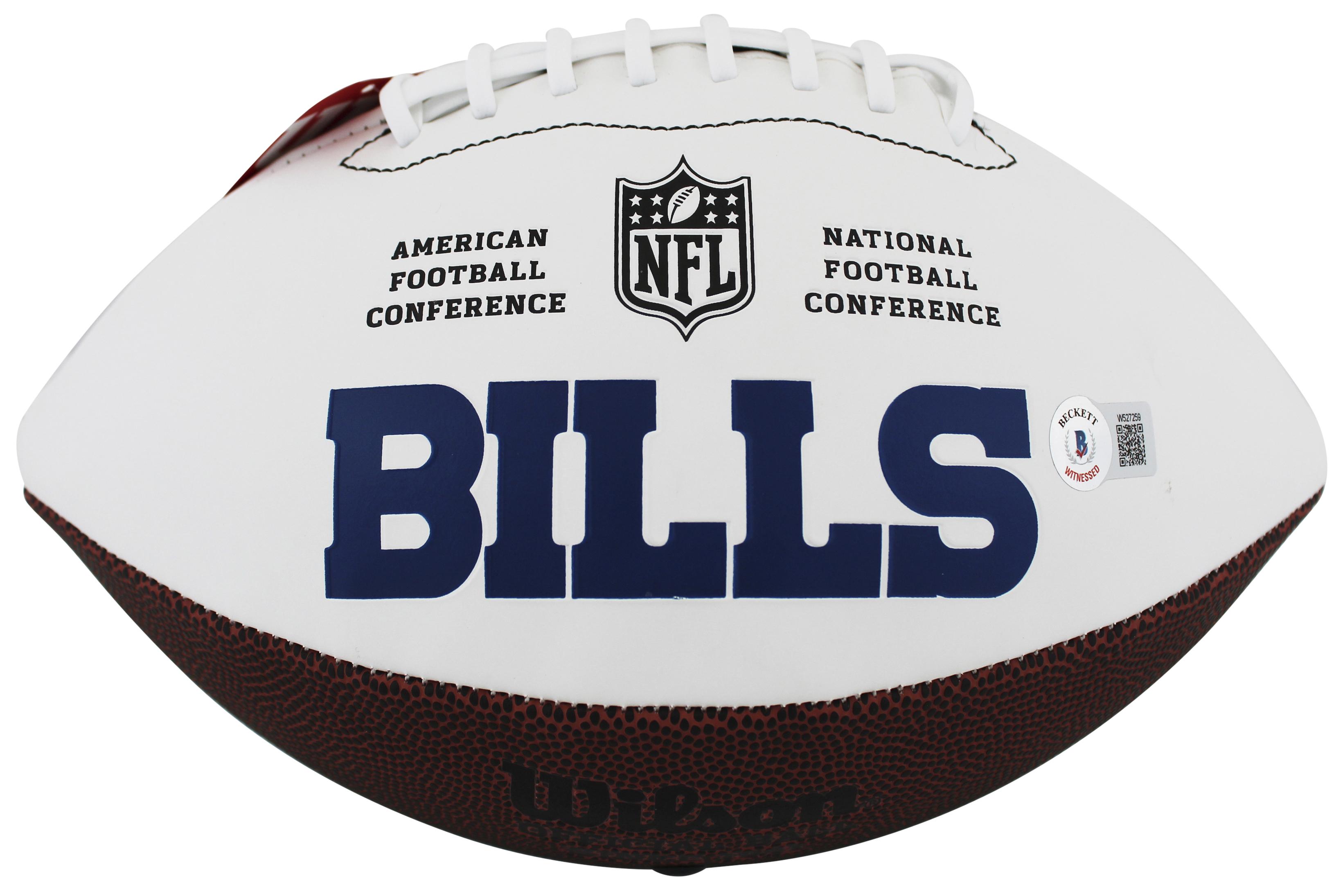 Stefon Diggs Signed Bills Logo Football (Beckett) at PristineAuction.com Stefon Diggs Signed Bills Logo Football (Beckett) at PristineAuction.com