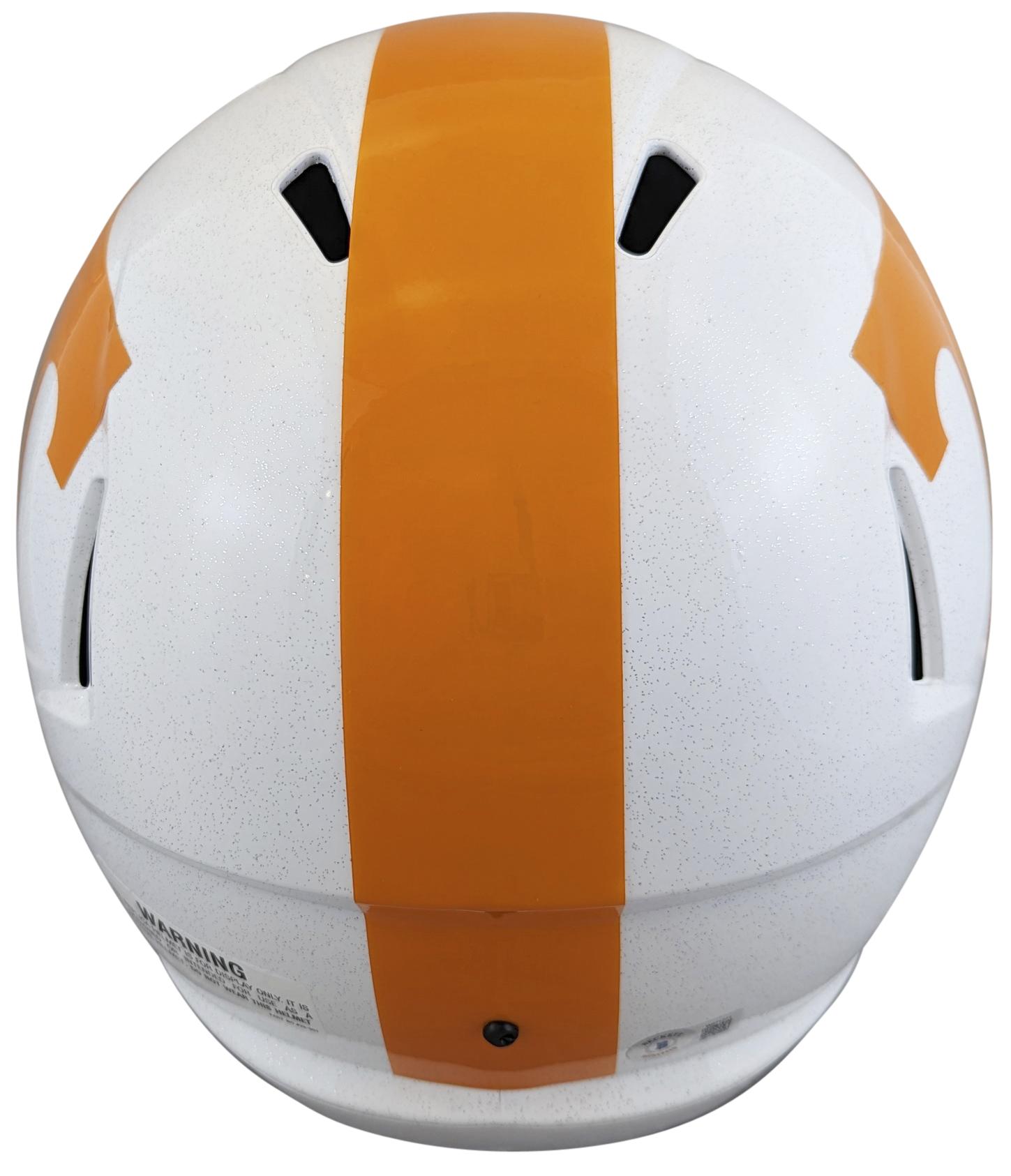 Hendon Hooker Signed Tennessee Volunteers Full-Size Speed Helmet (Beckett) at PristineAuction.com Hendon Hooker Signed Tennessee Volunteers Full-Size Speed Helmet (Beckett) at PristineAuction.com