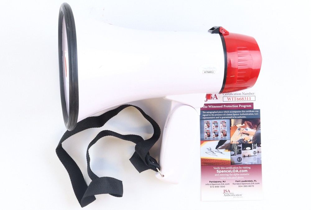 Jimmy Hart Signed Megaphone Inscribed "Mouth of the South" & "2005 HOF" (JSA) at PristineAuction.com Jimmy Hart Signed Megaphone Inscribed "Mouth of the South" & "2005 HOF" (JSA) at PristineAuction.com