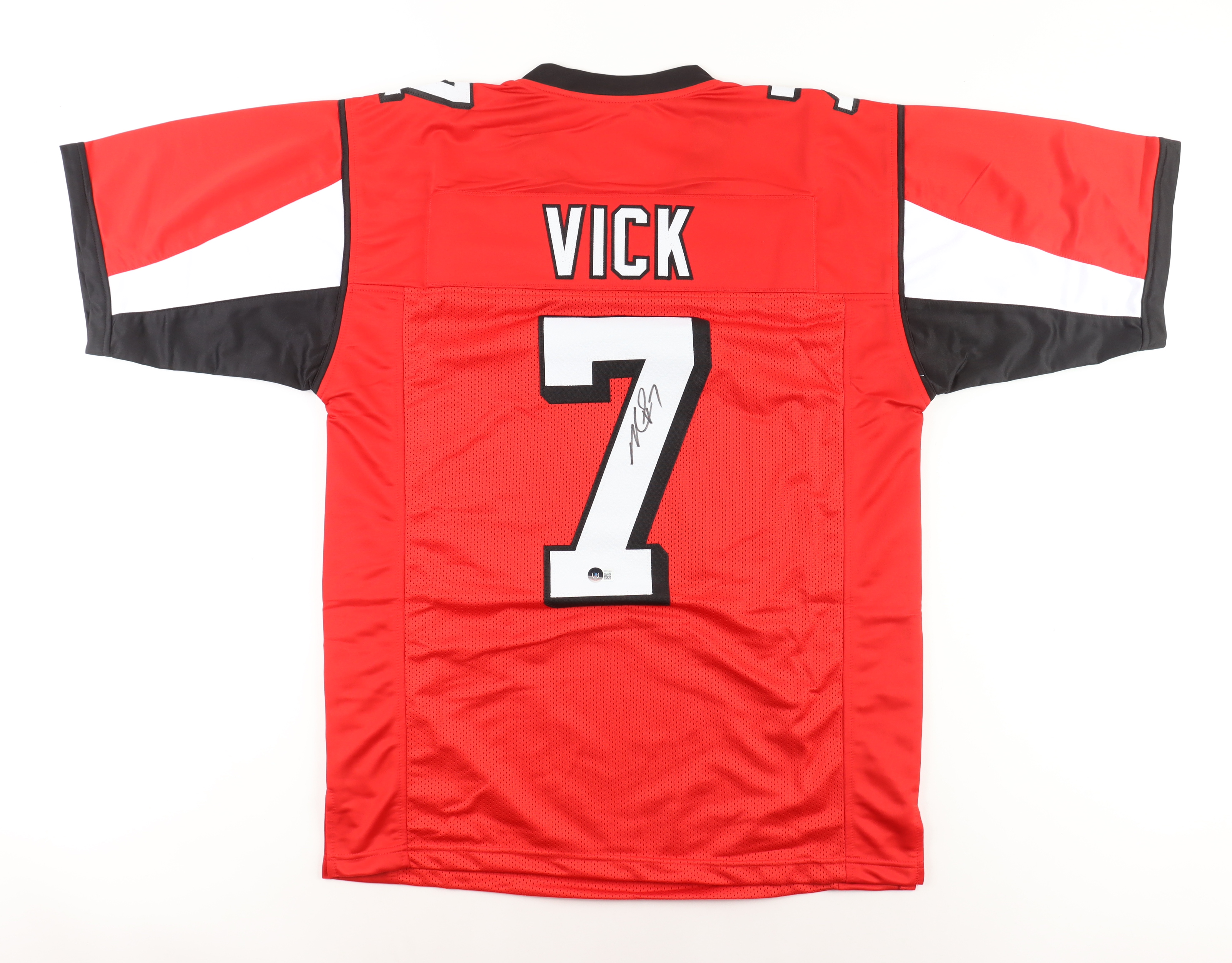 Michael Vick Signed Jersey (Beckett) at PristineAuction.com Michael Vick Signed Jersey (Beckett) at PristineAuction.com