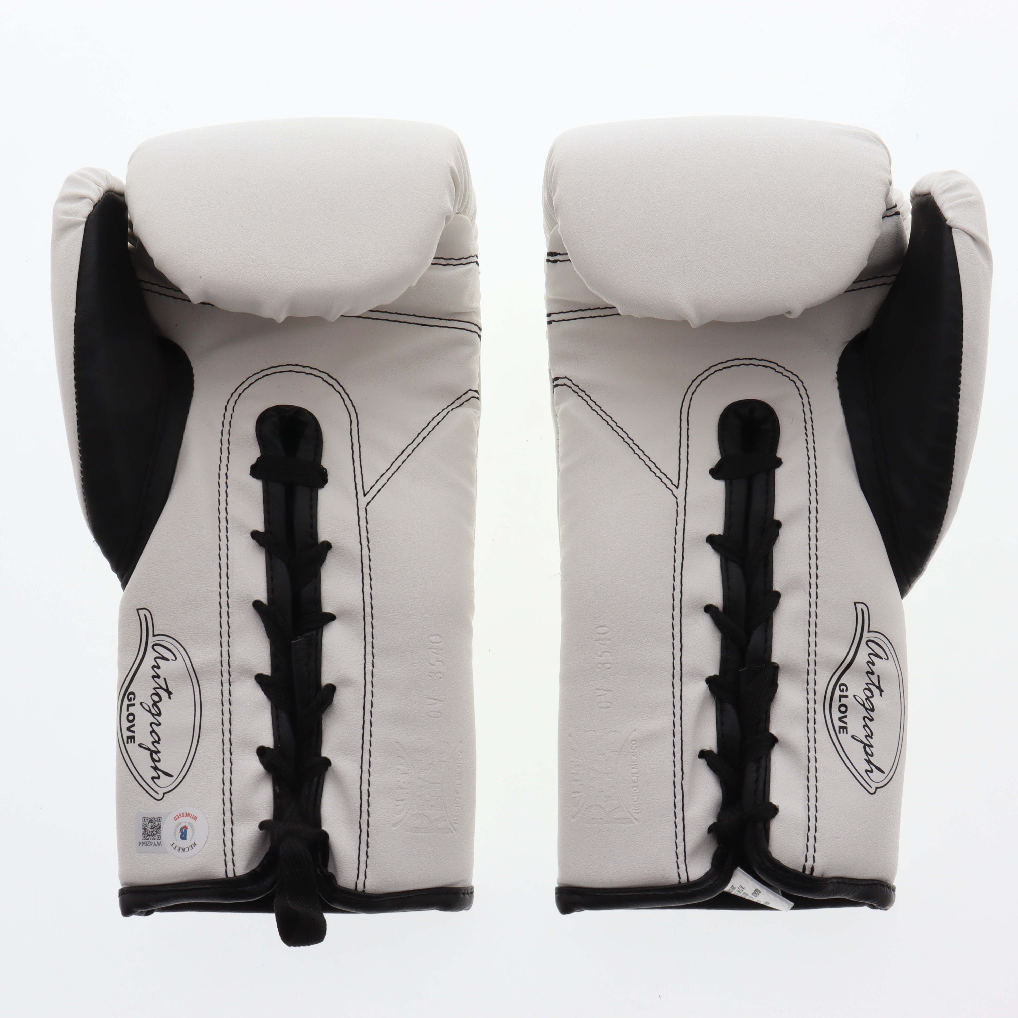 Floyd Mayweather Jr. Signed Cleto Reyes Boxing Glove (Beckett) at PristineAuction.com Floyd Mayweather Jr. Signed Cleto Reyes Boxing Glove (Beckett) at PristineAuction.com