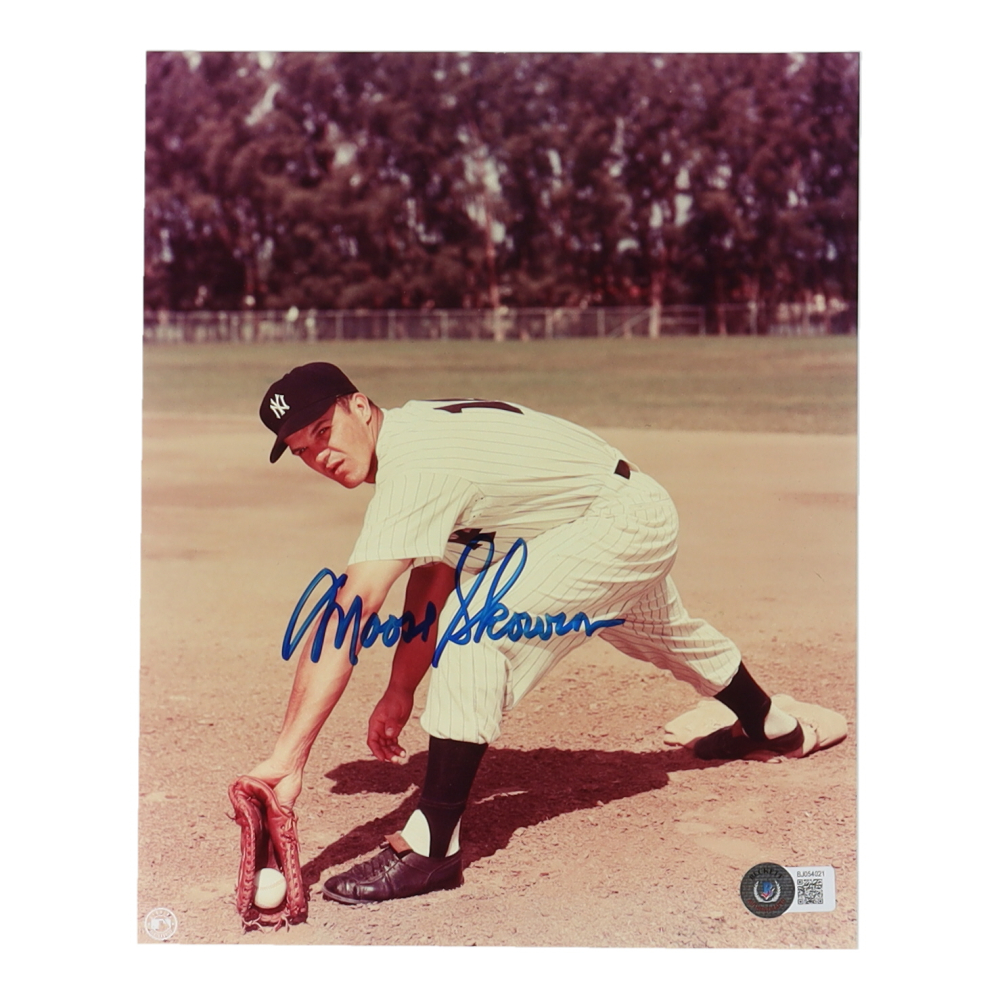 Moose Skowron Signed Yankees 8x10 Photo (Beckett) Pristine Auction