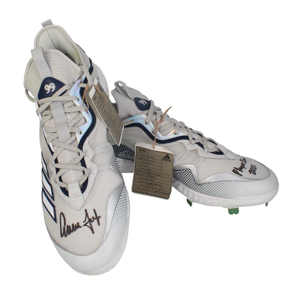 Aaron Judge Signed Player-Issued Adidas Cleats Inscribed "Player Issued 2021" (Fanatics) at PristineAuction.com Aaron Judge Signed Player-Issued Adidas Cleats Inscribed "Player Issued 2021" (Fanatics) at PristineAuction.com