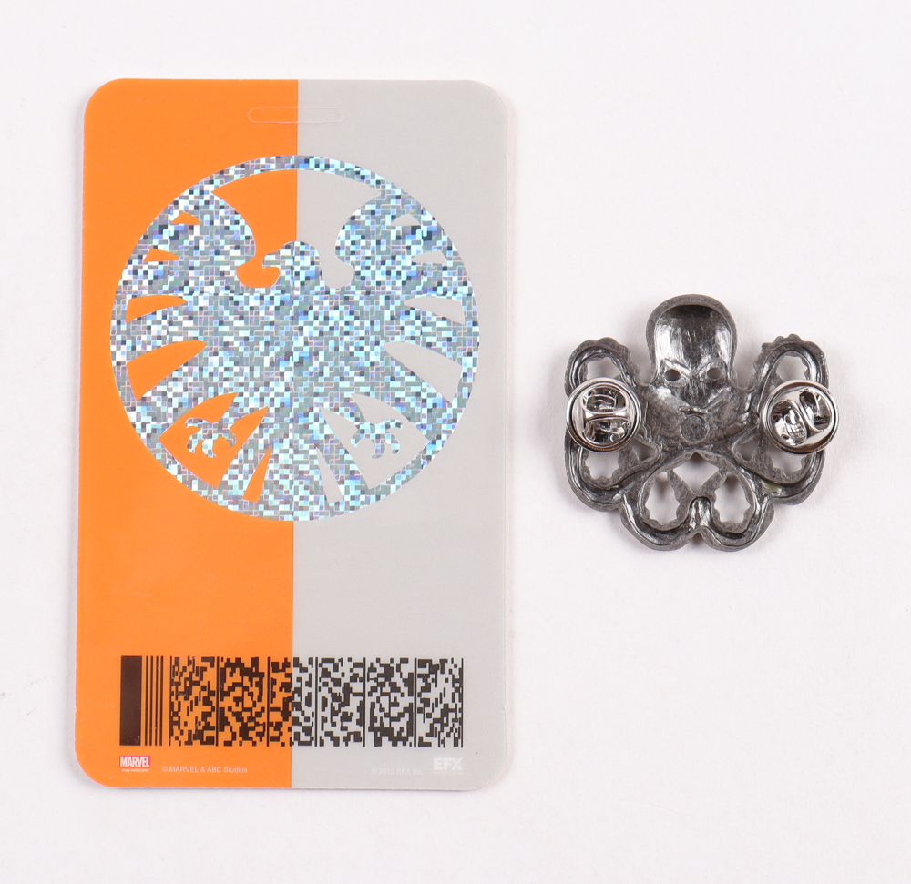 "Marvel Agents Of Shield" Hydra Pin & Hydra Security Card at PristineAuction.com "Marvel Agents Of Shield" Hydra Pin & Hydra Security Card at PristineAuction.com