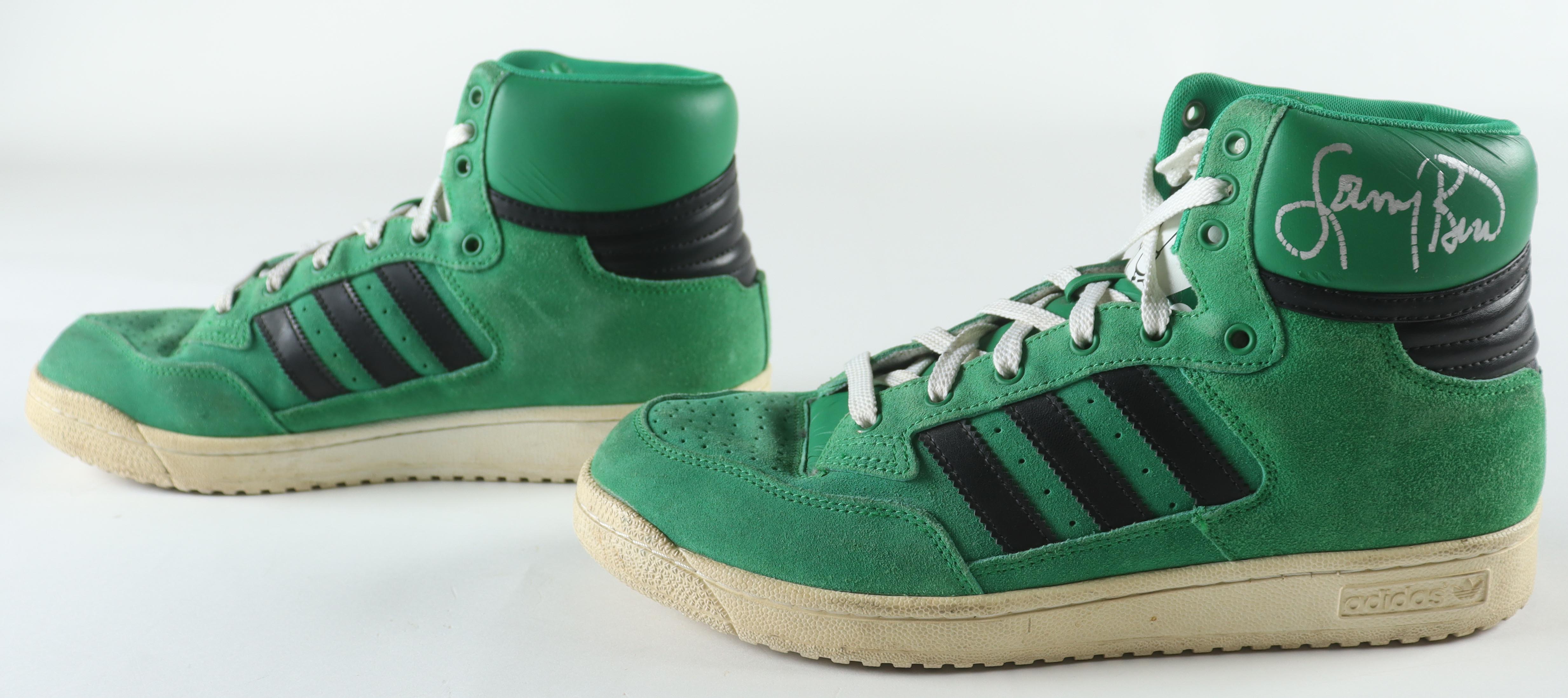 Larry Bird Signed Pair of Adidas Basketball Shoes (Beckett) at PristineAuction.com Larry Bird Signed Pair of Adidas Basketball Shoes (Beckett) at PristineAuction.com