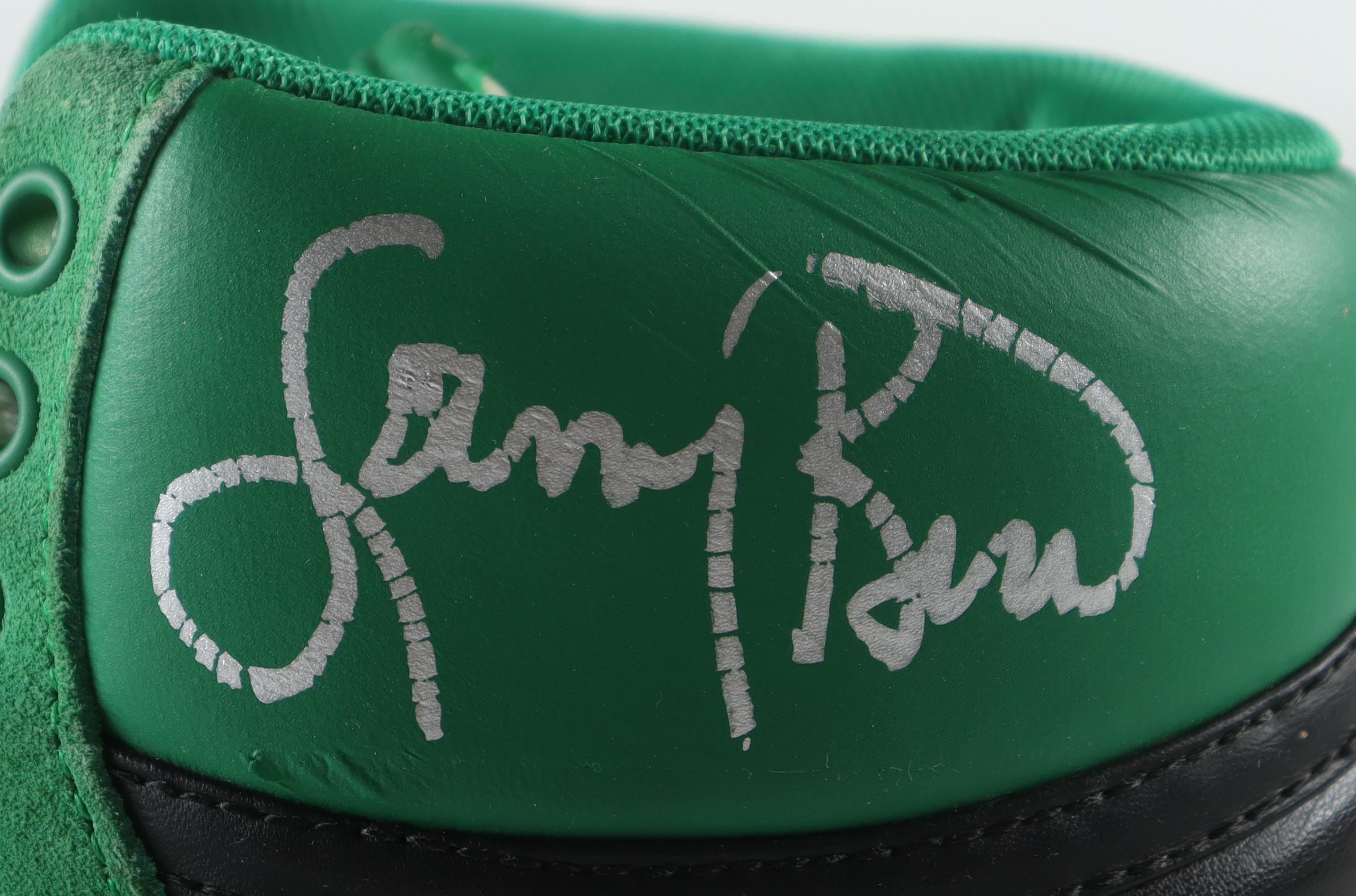 Larry Bird Signed Pair of Adidas Basketball Shoes (Beckett) at PristineAuction.com Larry Bird Signed Pair of Adidas Basketball Shoes (Beckett) at PristineAuction.com