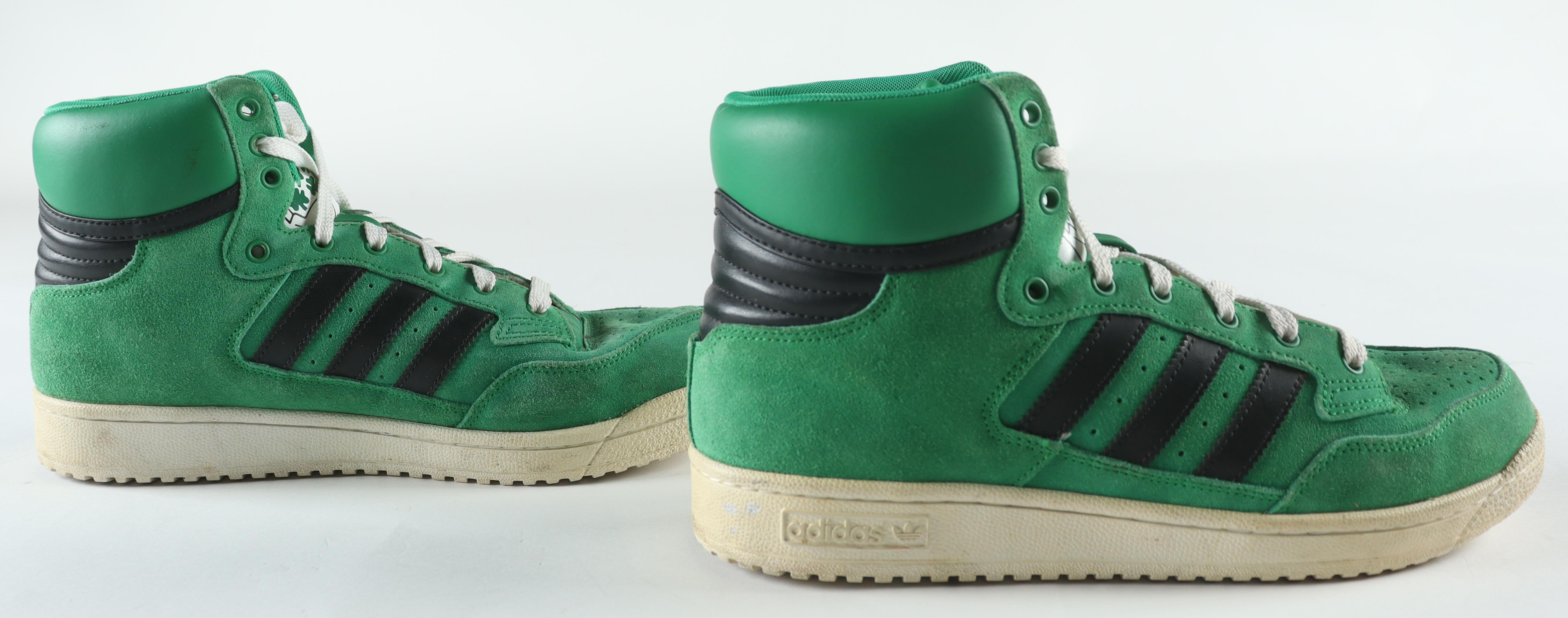 Larry Bird Signed Pair of Adidas Basketball Shoes (Beckett) at PristineAuction.com Larry Bird Signed Pair of Adidas Basketball Shoes (Beckett) at PristineAuction.com