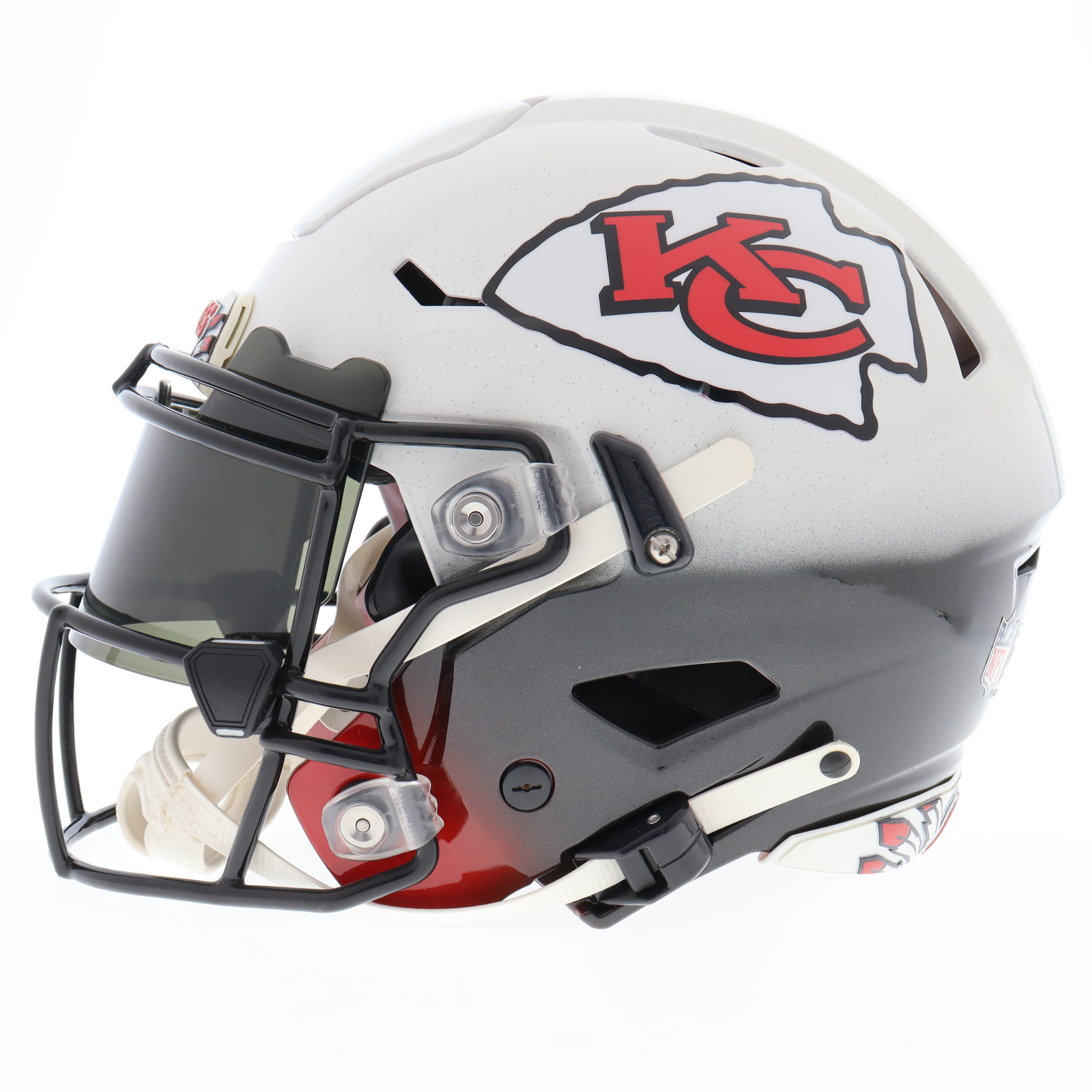 Clyde Edwards-Helaire & Jaamal Charles Signed Chiefs Full-Size Speed-Flex Authentic On-Field Hydro-Dipped Helmet With Visor (Radtke & Beckett) at PristineAuction.com Clyde Edwards-Helaire & Jaamal Charles Signed Chiefs Full-Size Speed-Flex Authentic On-Field Hydro-Dipped Helmet With Visor (Radtke & Beckett) at PristineAuction.com