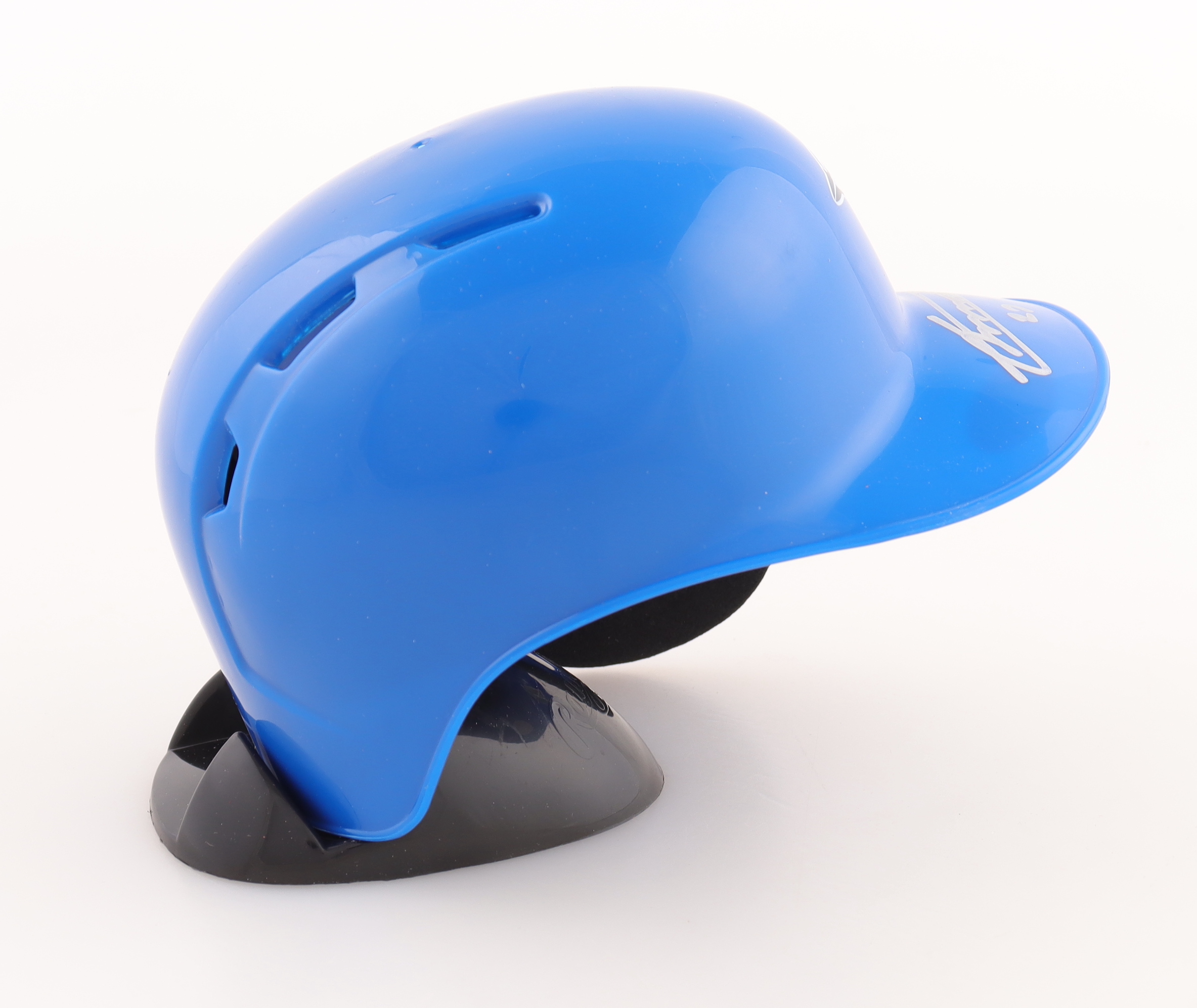 Vladimir Guerrero Jr. Signed Blue Jays Mini Batting Helmet (Guerrero Jr. & JSA) at PristineAuction.com Vladimir Guerrero Jr. Signed Blue Jays Mini Batting Helmet (Guerrero Jr. & JSA) at PristineAuction.com