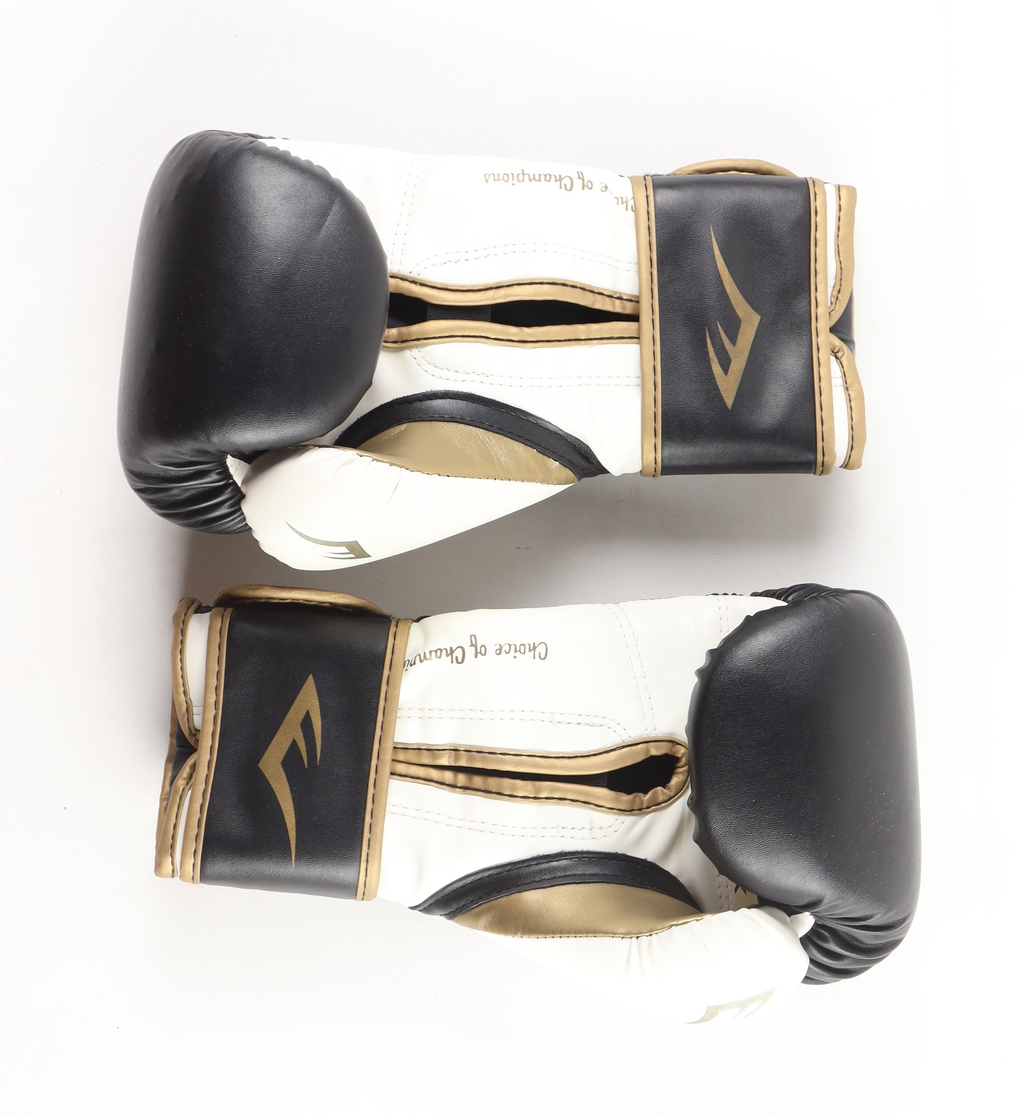 Mike Tyson Signed Pair of (2) Everlast Boxing Gloves (JSA & Tyson) at PristineAuction.com Mike Tyson Signed Pair of (2) Everlast Boxing Gloves (JSA & Tyson) at PristineAuction.com