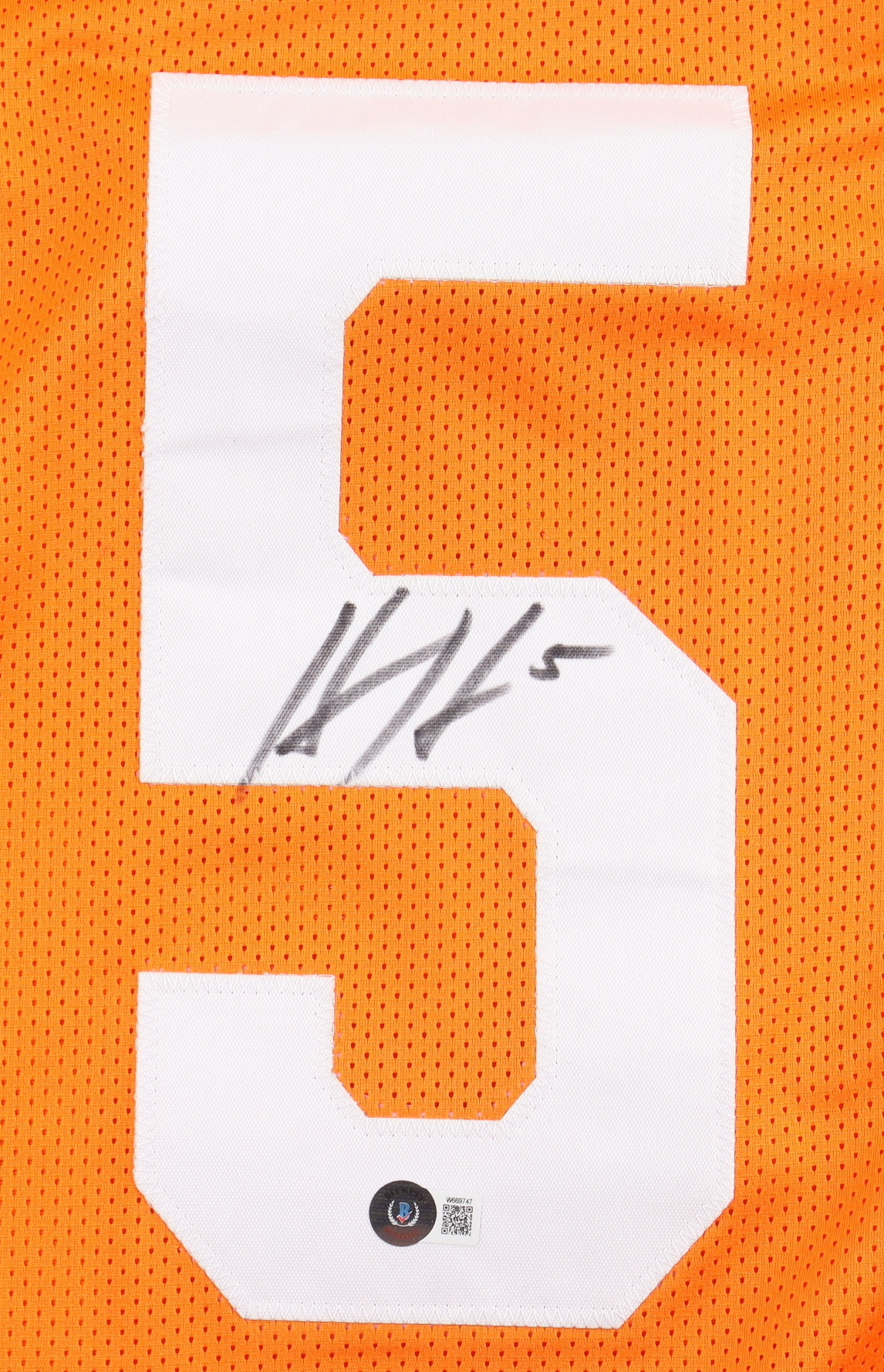 Hendon Hooker Signed Jersey (Beckett) at PristineAuction.com Hendon Hooker Signed Jersey (Beckett) at PristineAuction.com