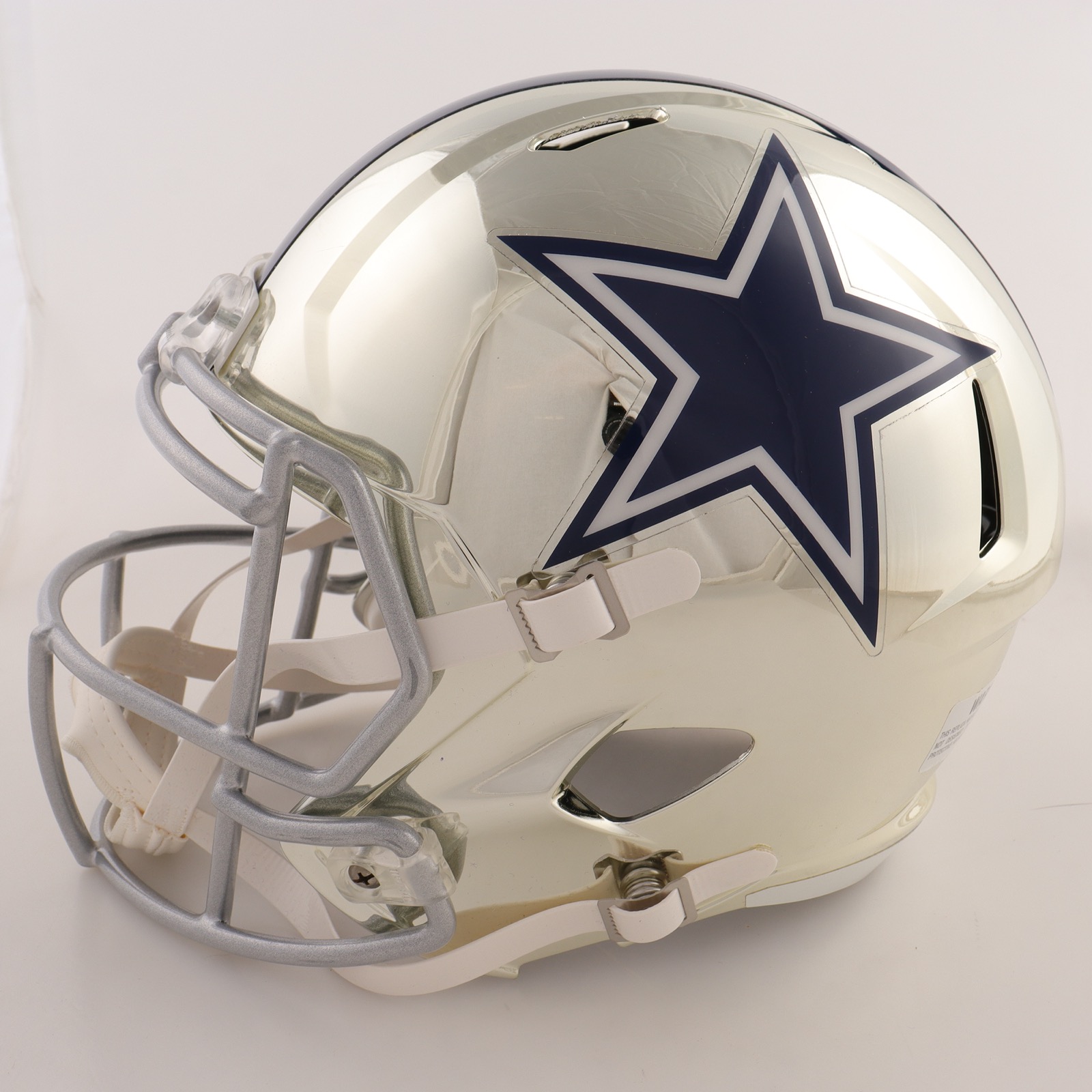 CeeDee Lamb Signed Cowboys Full-Size Chrome Alternate Speed Helmet (Fanatics) at PristineAuction.com CeeDee Lamb Signed Cowboys Full-Size Chrome Alternate Speed Helmet (Fanatics) at PristineAuction.com