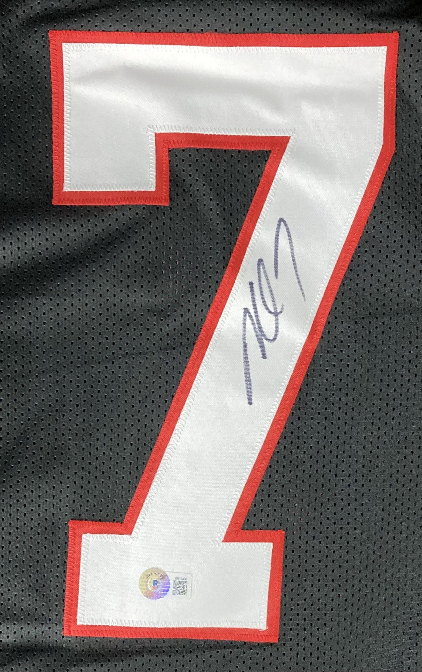 Michael Vick Signed Jersey (Beckett) at PristineAuction.com Michael Vick Signed Jersey (Beckett) at PristineAuction.com