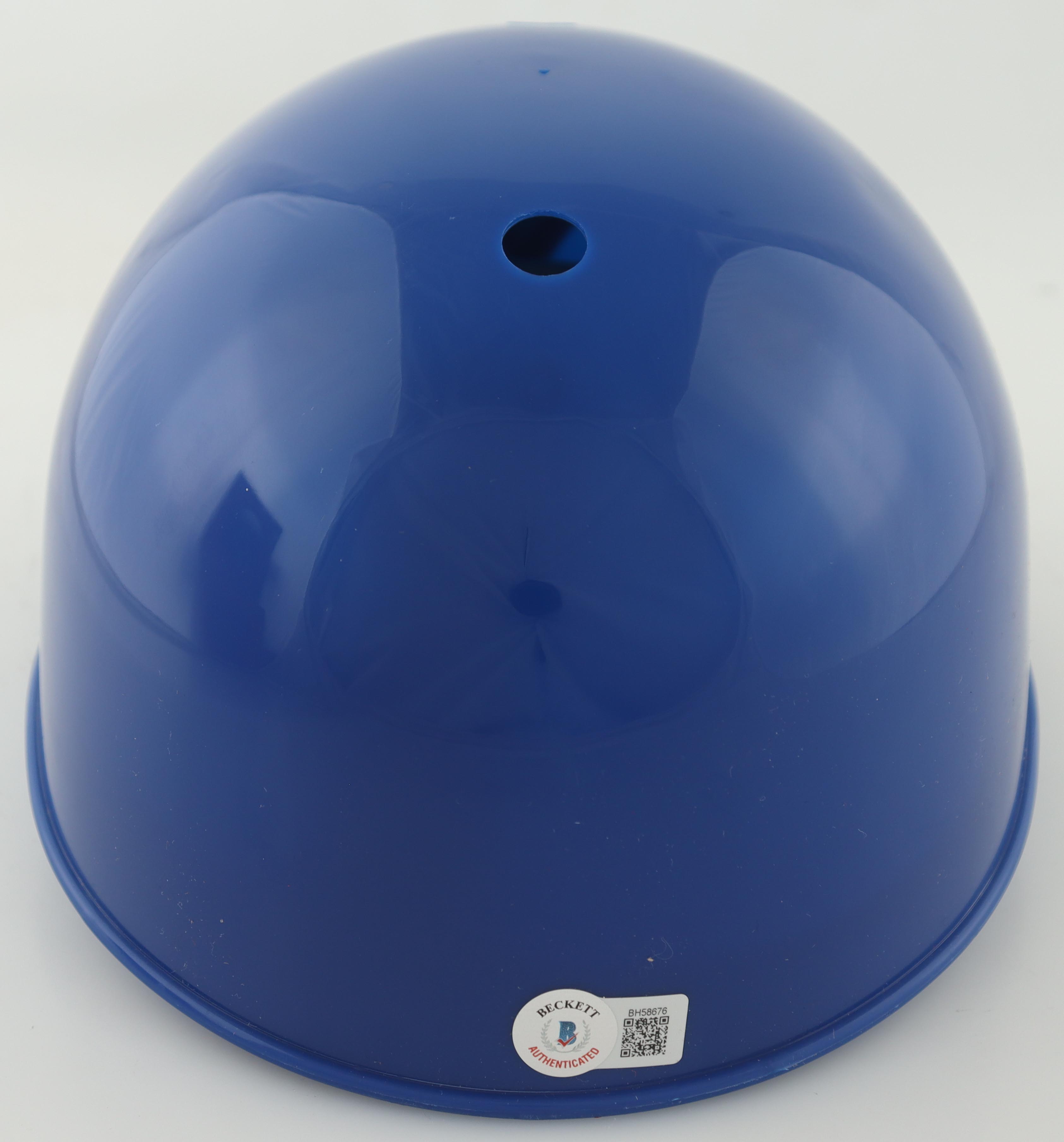 Vladimir Guerrero Jr. Signed Blue Jays Full-Size Batting Helmet (Beckett) at PristineAuction.com Vladimir Guerrero Jr. Signed Blue Jays Full-Size Batting Helmet (Beckett) at PristineAuction.com