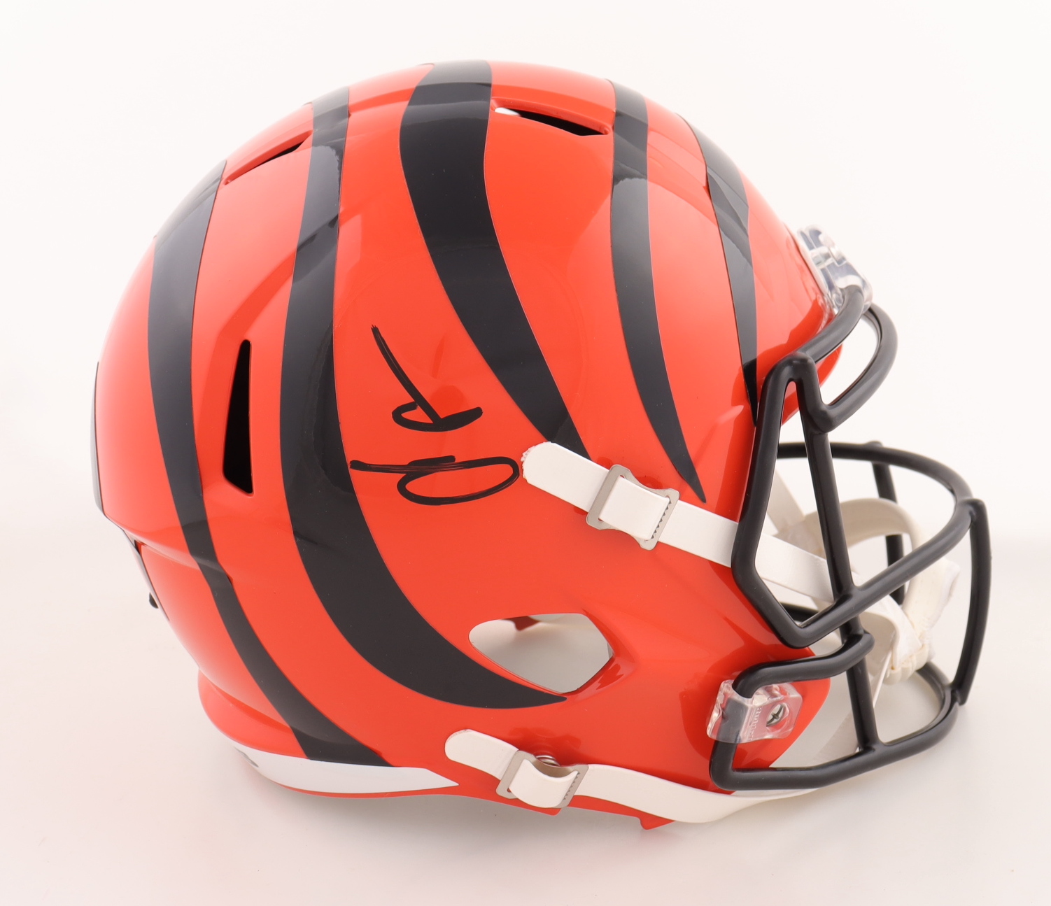 Chad "Ochocinco" Johnson Signed Bengals Full-Size Speed Helmet (PSA) at PristineAuction.com Chad "Ochocinco" Johnson Signed Bengals Full-Size Speed Helmet (PSA) at PristineAuction.com