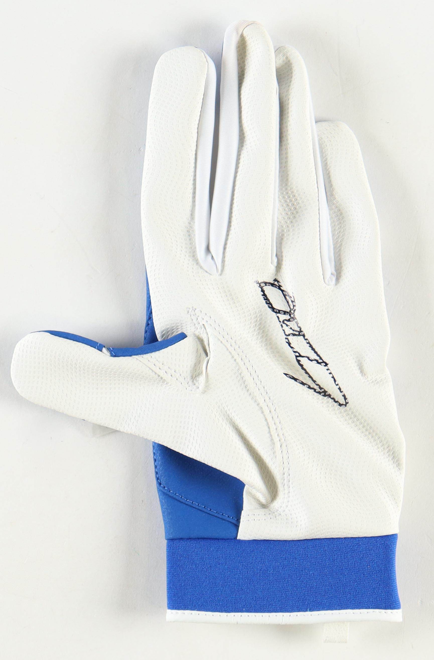 Vladimir Guerrero Jr. Signed Batting Gloves (Beckett) at PristineAuction.com Vladimir Guerrero Jr. Signed Batting Gloves (Beckett) at PristineAuction.com