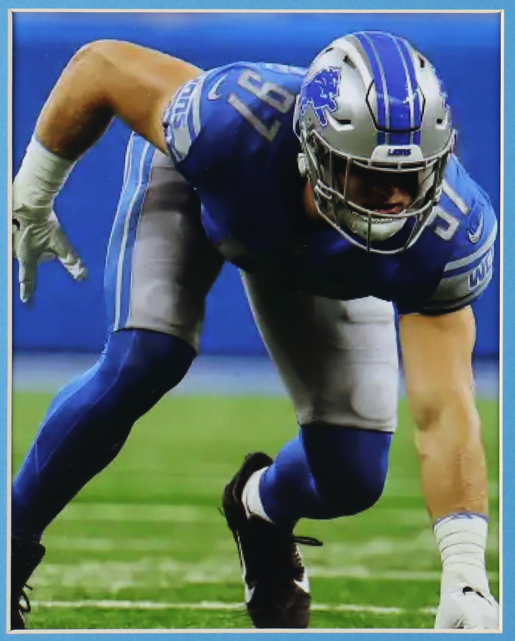 Aidan Hutchinson Signed Custom Framed Jersey Display (Beckett) at PristineAuction.com Aidan Hutchinson Signed Custom Framed Jersey Display (Beckett) at PristineAuction.com