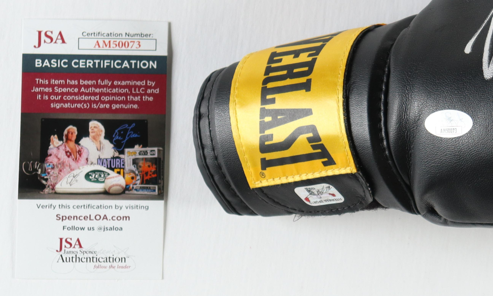 Gants de boxe noir Everlast signé Mike Tyson avec COA JSA et