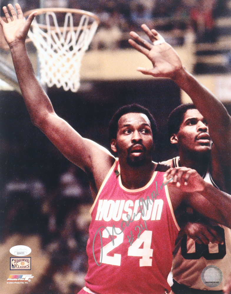 Moses Malone Signed Rockets 11x14 Photo (JSA) at PristineAuction.com Moses Malone Signed Rockets 11x14 Photo (JSA) at PristineAuction.com