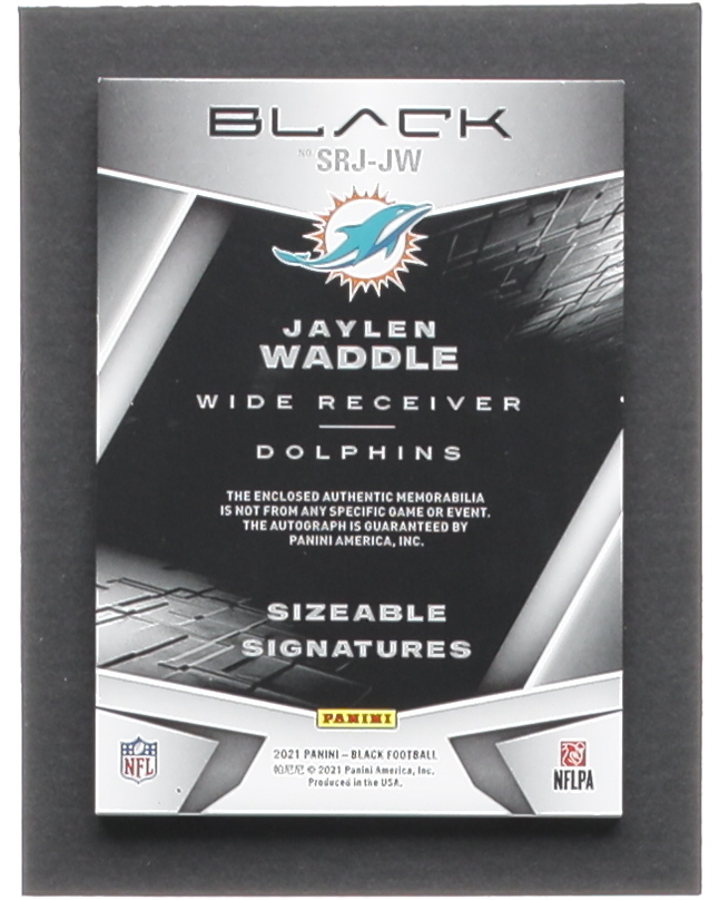 Jaylen Waddle 2021 Panini Black Sizeable Rookie Jersey Signatures Silver #13 #25/50 RC at PristineAuction.com Jaylen Waddle 2021 Panini Black Sizeable Rookie Jersey Signatures Silver #13 #25/50 RC at PristineAuction.com