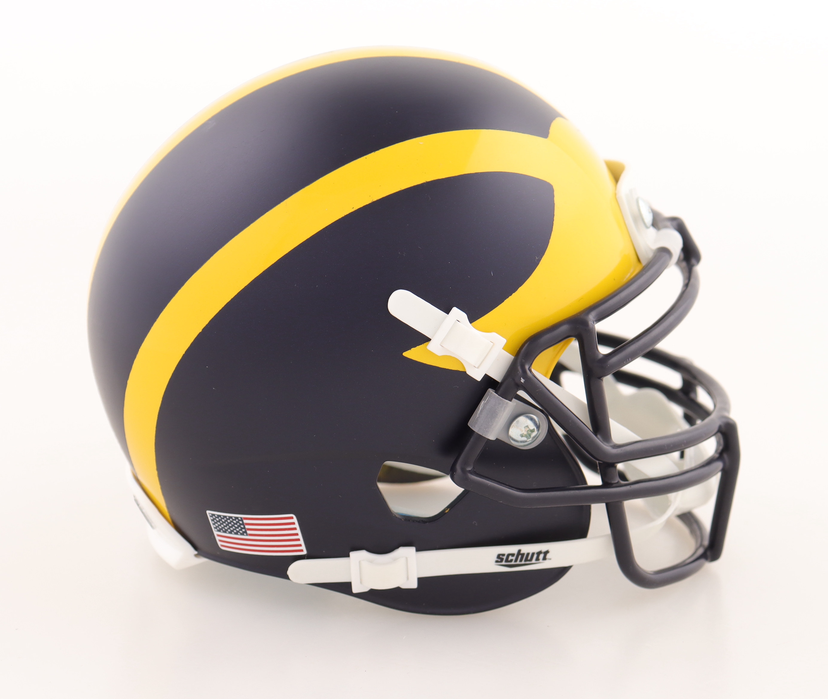 J. J. McCarthy Signed Michigan Wolverines Mini Helmet (PSA) at PristineAuction.com J. J. McCarthy Signed Michigan Wolverines Mini Helmet (PSA) at PristineAuction.com