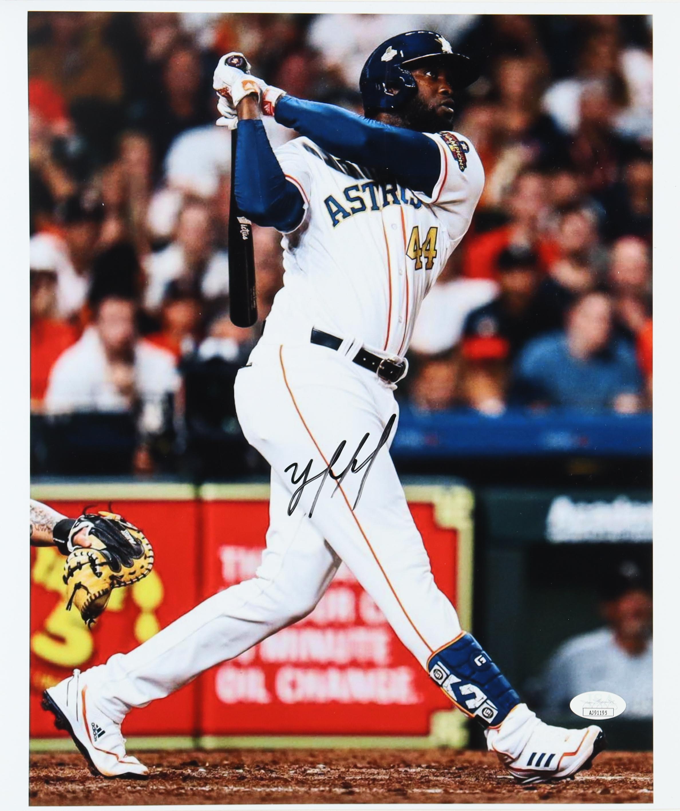 Yordan Alvarez Signed Astros 16x20 Photo (JSA) at PristineAuction.com Yordan Alvarez Signed Astros 16x20 Photo (JSA) at PristineAuction.com