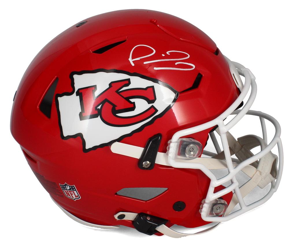 Patrick Mahomes Signed Chiefs Full-Size Authentic On-Field SpeedFlex Helmet (Beckett) at PristineAuction.com Patrick Mahomes Signed Chiefs Full-Size Authentic On-Field SpeedFlex Helmet (Beckett) at PristineAuction.com