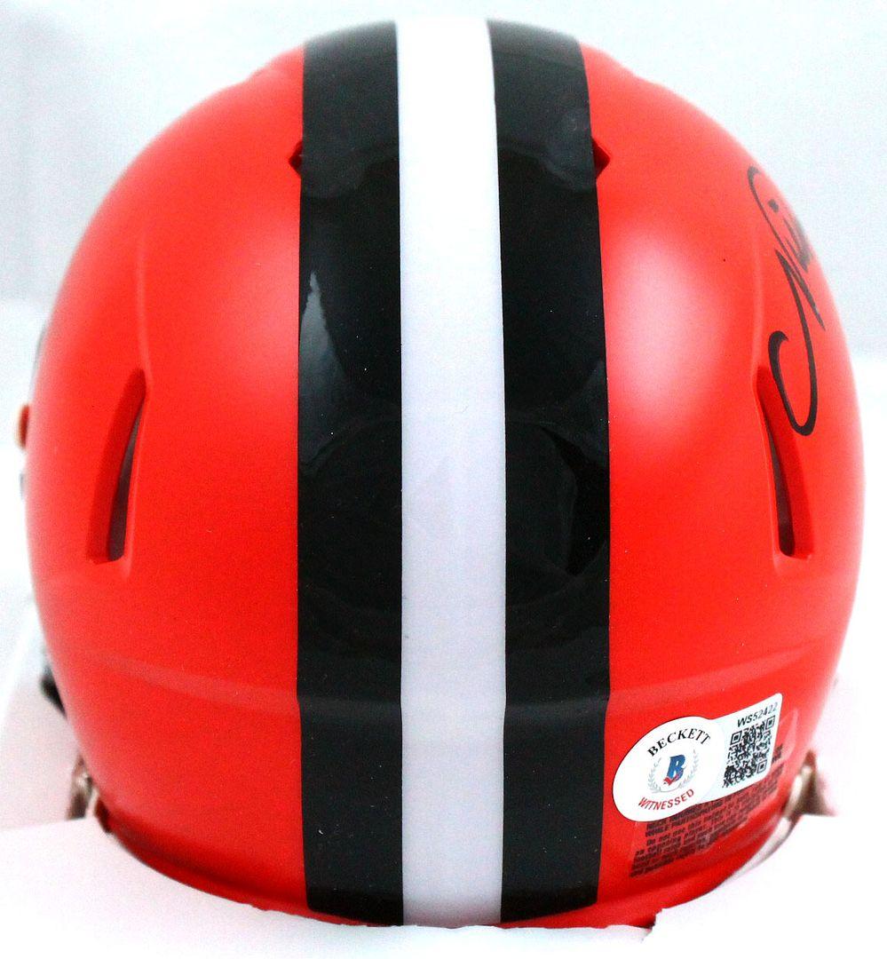 Nick Chubb Signed Browns Speed Mini Helmet (Beckett) at PristineAuction.com Nick Chubb Signed Browns Speed Mini Helmet (Beckett) at PristineAuction.com