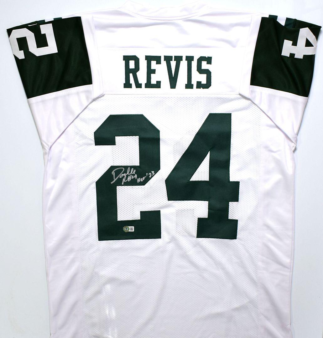 Darrelle Revis Singed Jersey Inscribed "HOF 23" (Beckett) at PristineAuction.com Darrelle Revis Singed Jersey Inscribed "HOF 23" (Beckett) at PristineAuction.com
