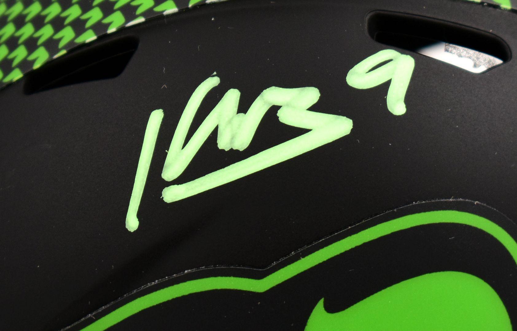 Kenneth Walker III Signed Seahawks Eclipse Alternate Speed Mini Helmet (Beckett) at PristineAuction.com Kenneth Walker III Signed Seahawks Eclipse Alternate Speed Mini Helmet (Beckett) at PristineAuction.com