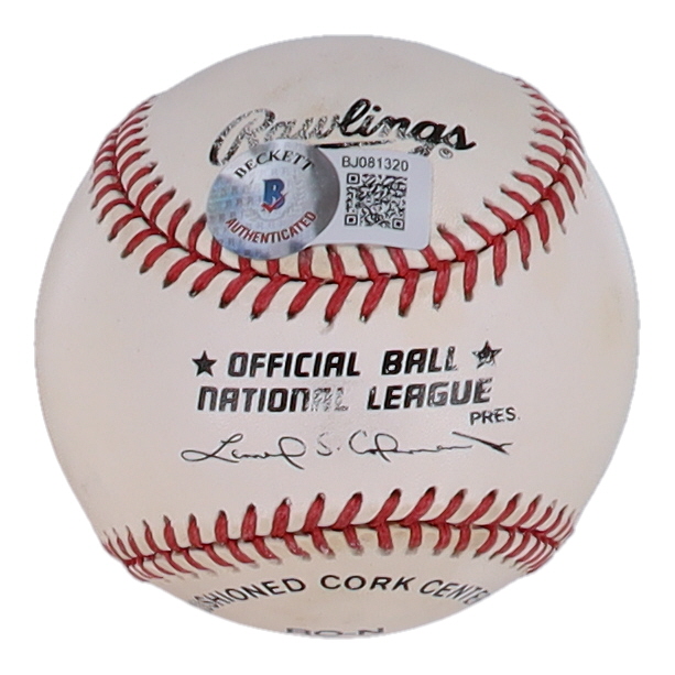 Greg Maddux Signed ONL Baseball (Beckett) at PristineAuction.com Greg Maddux Signed ONL Baseball (Beckett) at PristineAuction.com