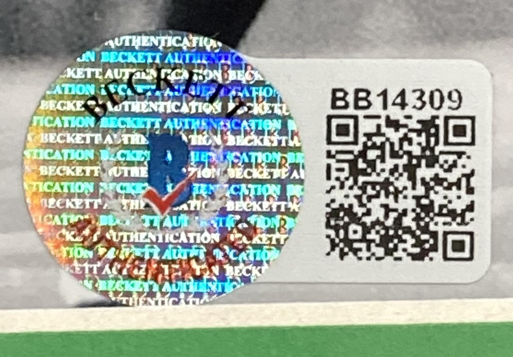 Usain Bolt Signed Team Jamaica Custom Framed Photo Display (Beckett) at PristineAuction.com Usain Bolt Signed Team Jamaica Custom Framed Photo Display (Beckett) at PristineAuction.com