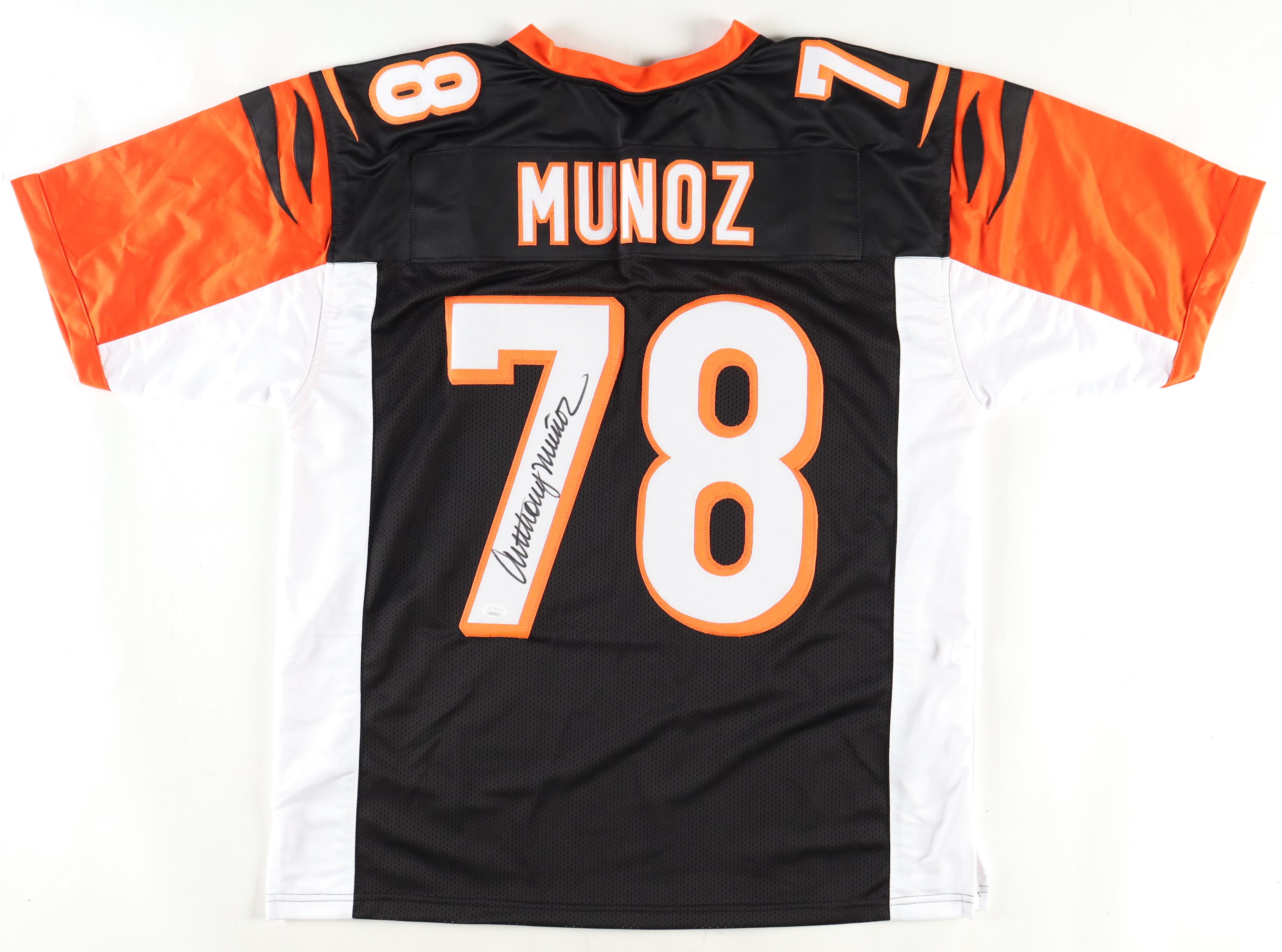 Anthony Munoz Signed Jersey (Beckett) at PristineAuction.com Anthony Munoz Signed Jersey (Beckett) at PristineAuction.com