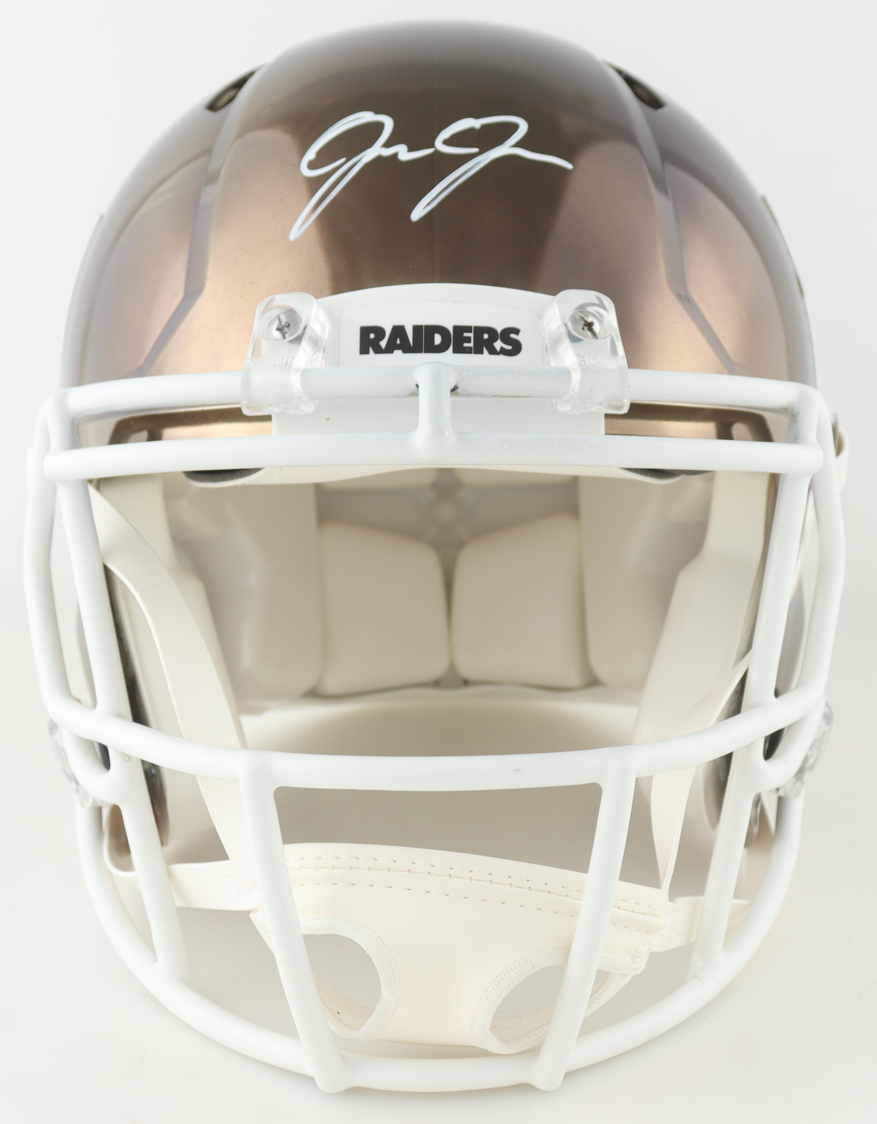 Josh Jacobs Signed Raiders Full-Size Authentic On-Field Chrome Speed Helmet (Beckett & Jacobs) at PristineAuction.com Josh Jacobs Signed Raiders Full-Size Authentic On-Field Chrome Speed Helmet (Beckett & Jacobs) at PristineAuction.com