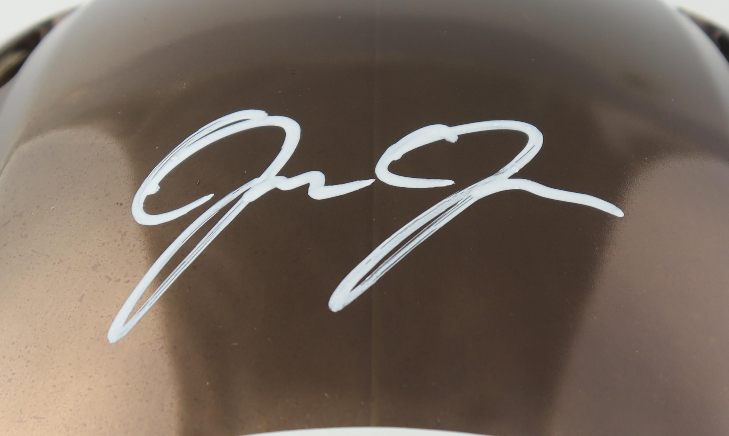 Josh Jacobs Signed Raiders Full-Size Authentic On-Field Chrome Speed Helmet (Beckett & Jacobs) at PristineAuction.com Josh Jacobs Signed Raiders Full-Size Authentic On-Field Chrome Speed Helmet (Beckett & Jacobs) at PristineAuction.com