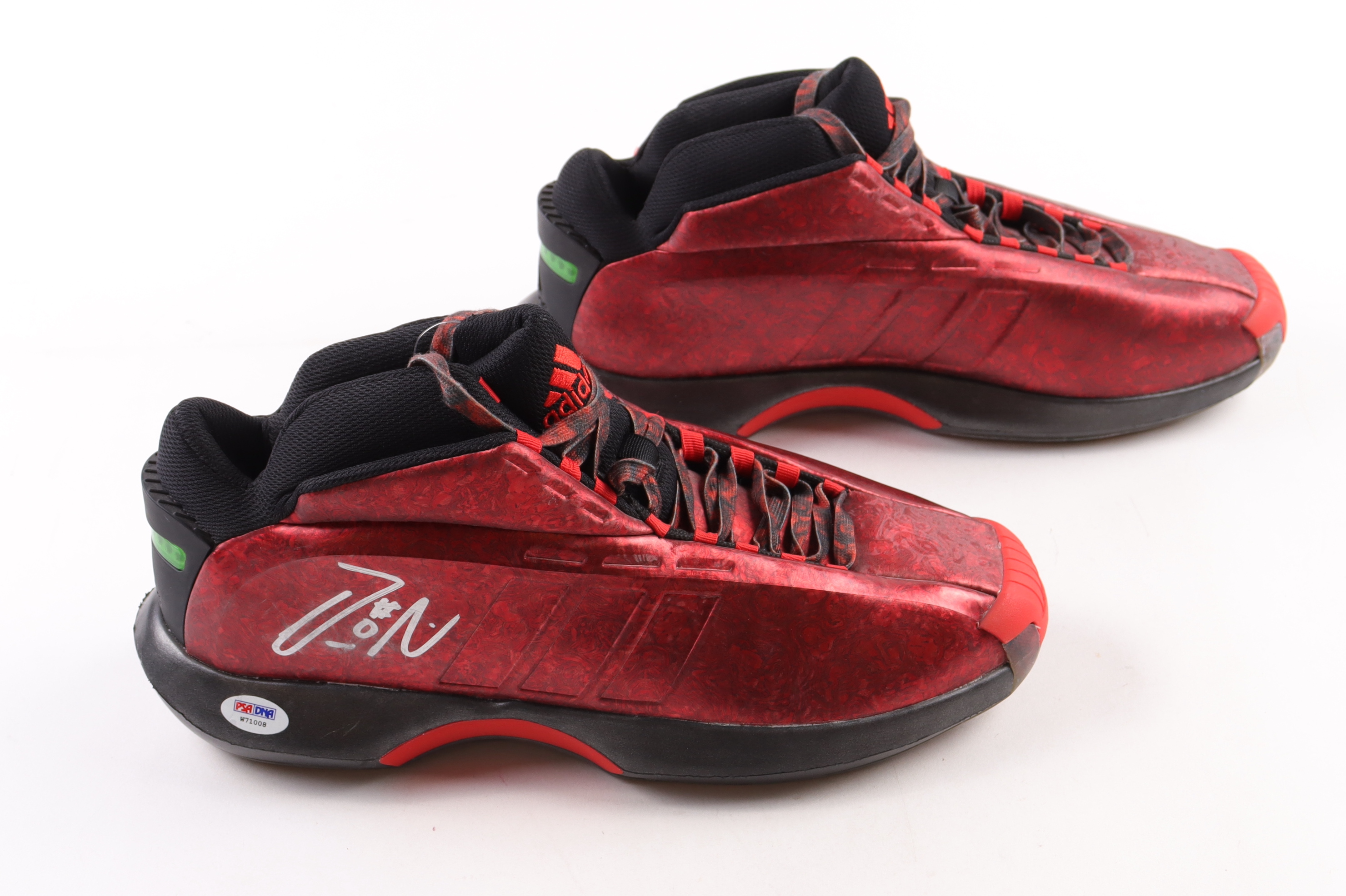 Damian Lillard Signed Pair Adidas Basketball Shoes (PSA) at PristineAuction.com Damian Lillard Signed Pair Adidas Basketball Shoes (PSA) at PristineAuction.com