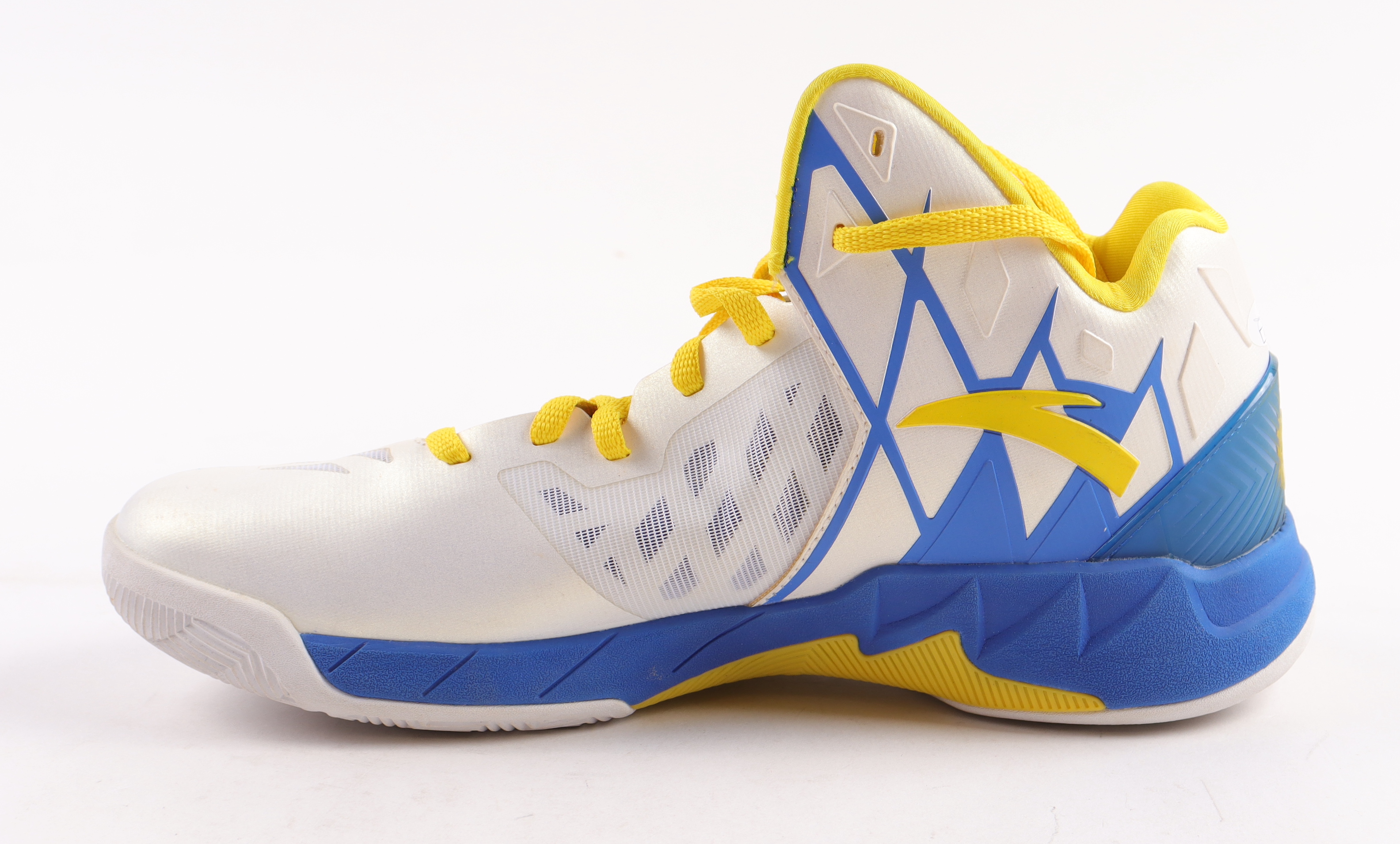 Klay Thompson Signed Anta Basketball Shoe (JSA) at PristineAuction.com Klay Thompson Signed Anta Basketball Shoe (JSA) at PristineAuction.com