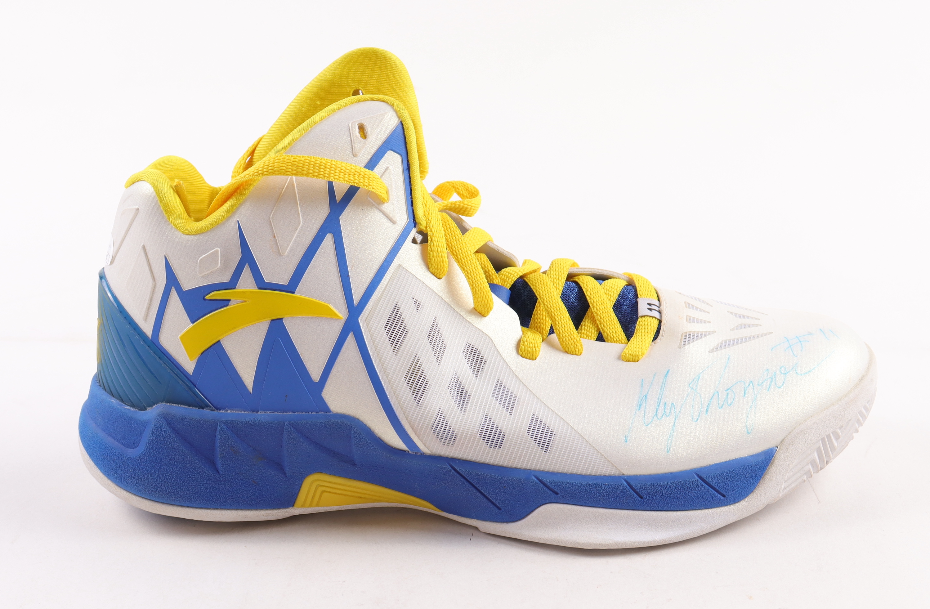 Klay Thompson Signed Anta Basketball Shoe (JSA) at PristineAuction.com Klay Thompson Signed Anta Basketball Shoe (JSA) at PristineAuction.com