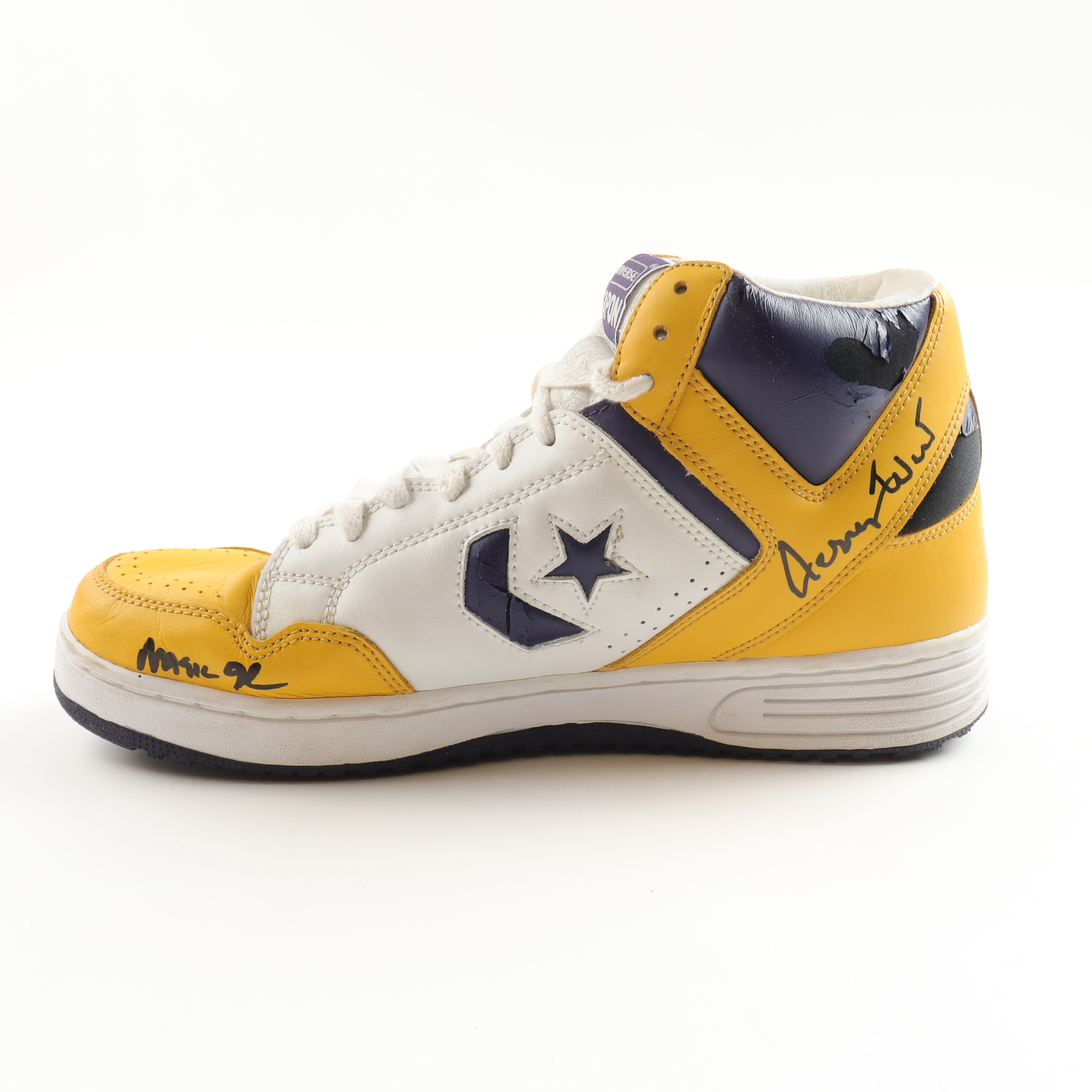 Magic Johnson and Jerry West Signed Converse Weapon Basketball Shoe (Beckett) at PristineAuction.com Magic Johnson and Jerry West Signed Converse Weapon Basketball Shoe (Beckett) at PristineAuction.com