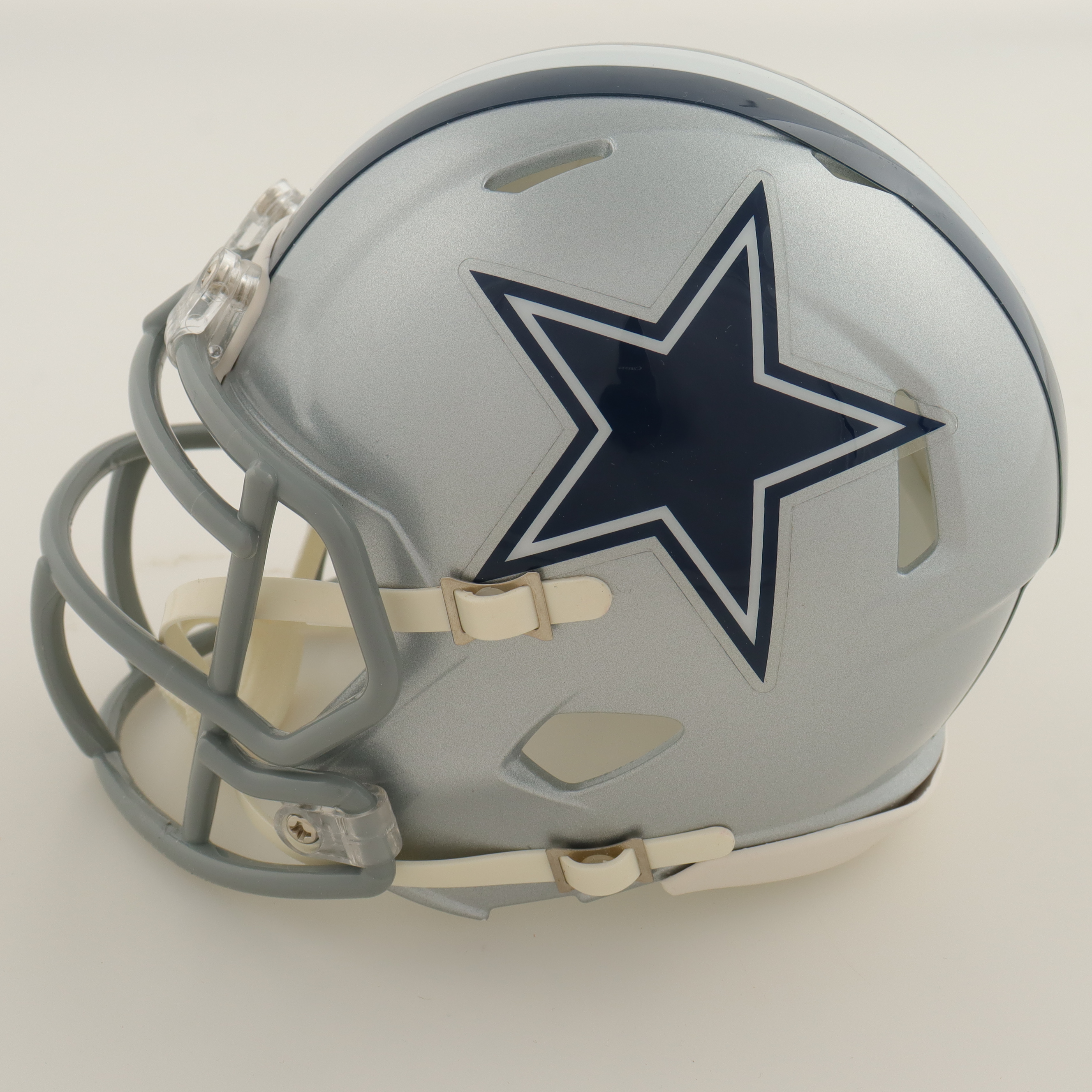 CeeDee Lamb Signed Cowboys Speed Mini Helmet (PSA) at PristineAuction.com CeeDee Lamb Signed Cowboys Speed Mini Helmet (PSA) at PristineAuction.com