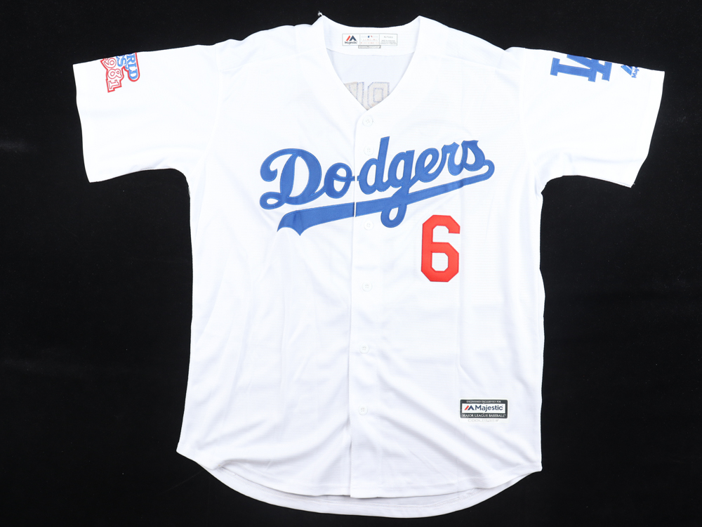 Steve Garvey Signed Jersey Inscribed "1981 WS Champs" (PSA) at PristineAuction.com Steve Garvey Signed Jersey Inscribed "1981 WS Champs" (PSA) at PristineAuction.com
