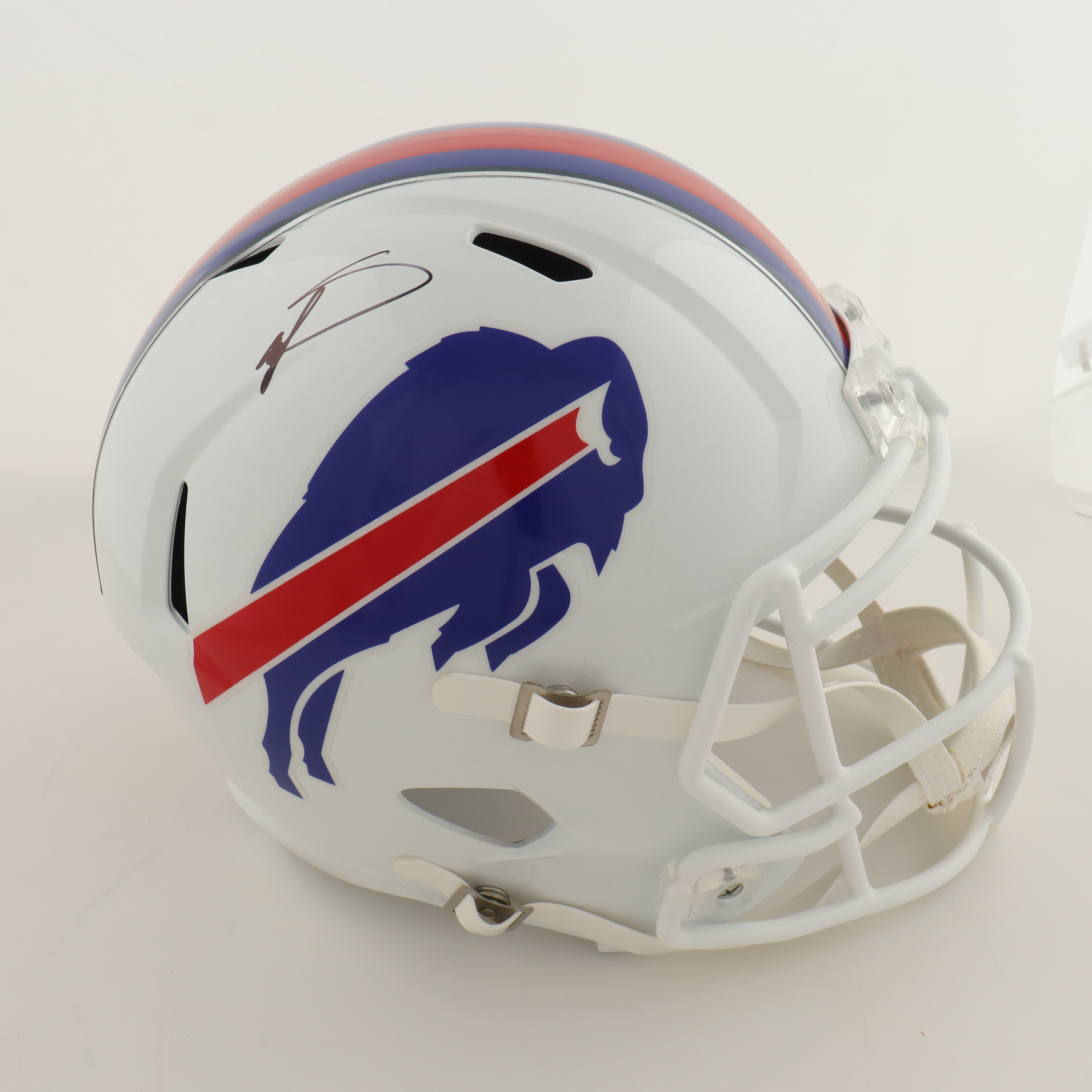 Stefon Diggs Signed Bills Full-Size Speed Helmet (Beckett) at PristineAuction.com Stefon Diggs Signed Bills Full-Size Speed Helmet (Beckett) at PristineAuction.com